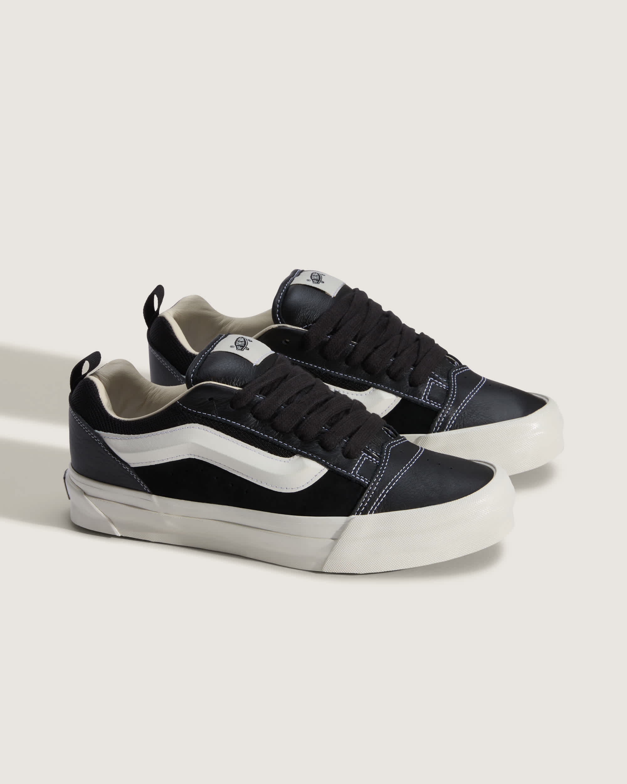 Premium Knu Skool Lederschuhe VANS Schwarz ALT1