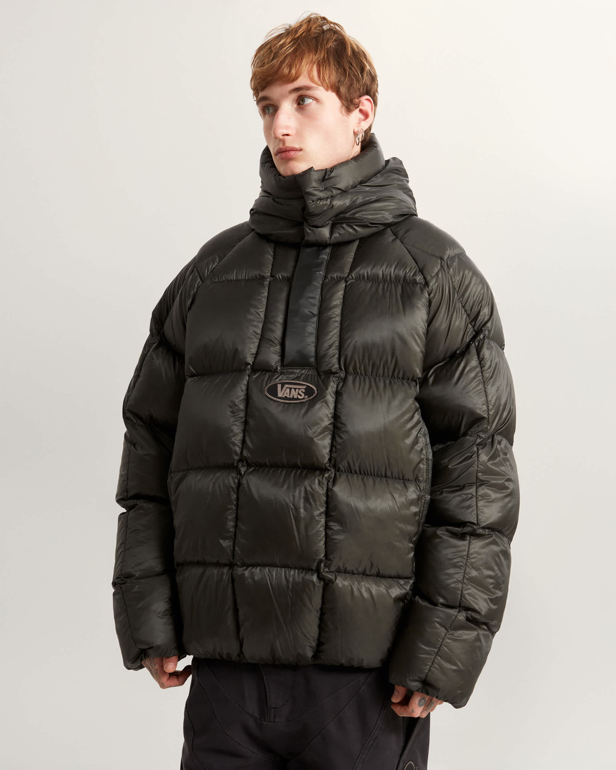 Act Of Disagreement Pufferjacke VANS Grau ALT1