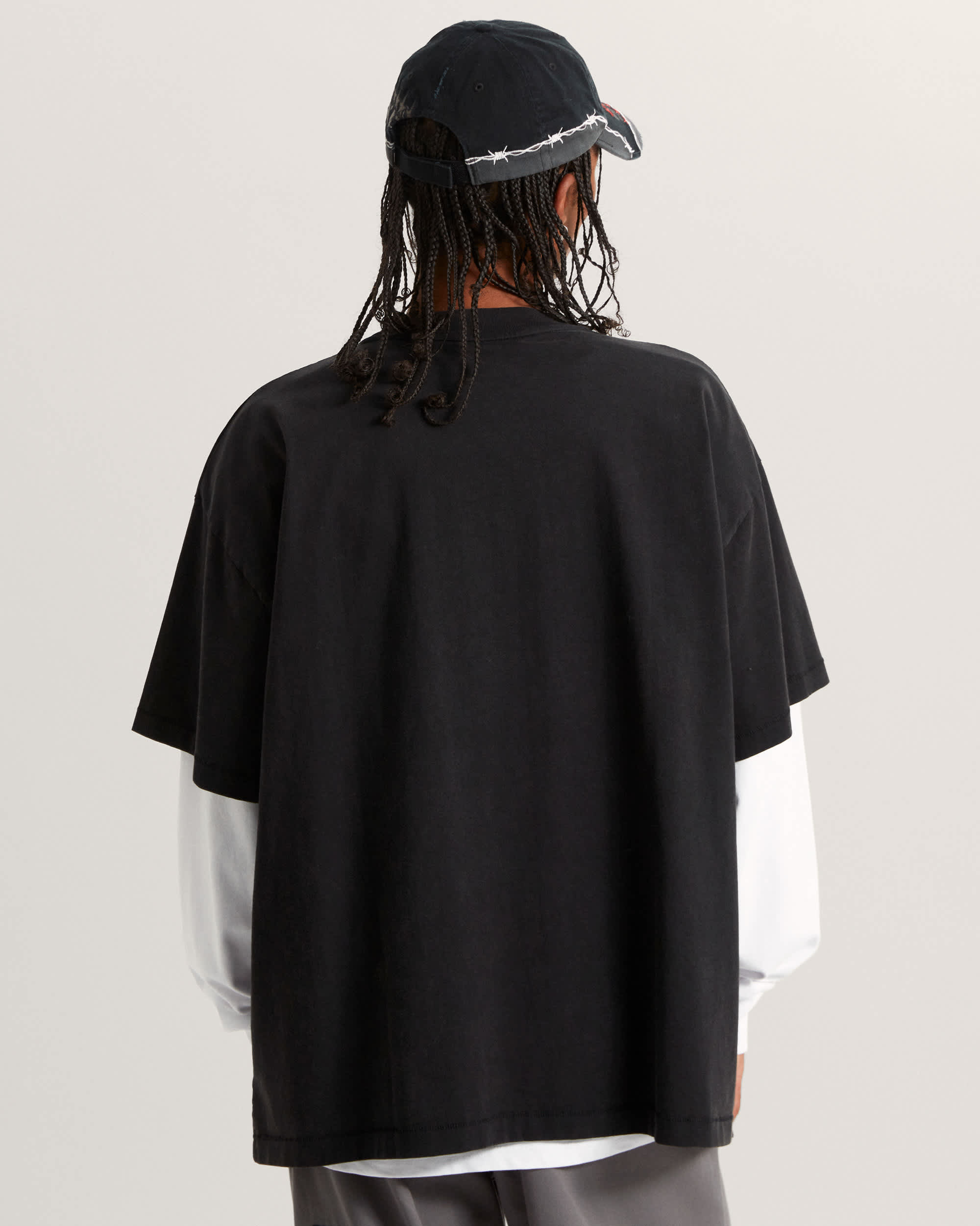 Act Of Disagreement Brushed Logo TShirt VANS Schwarz ALT2