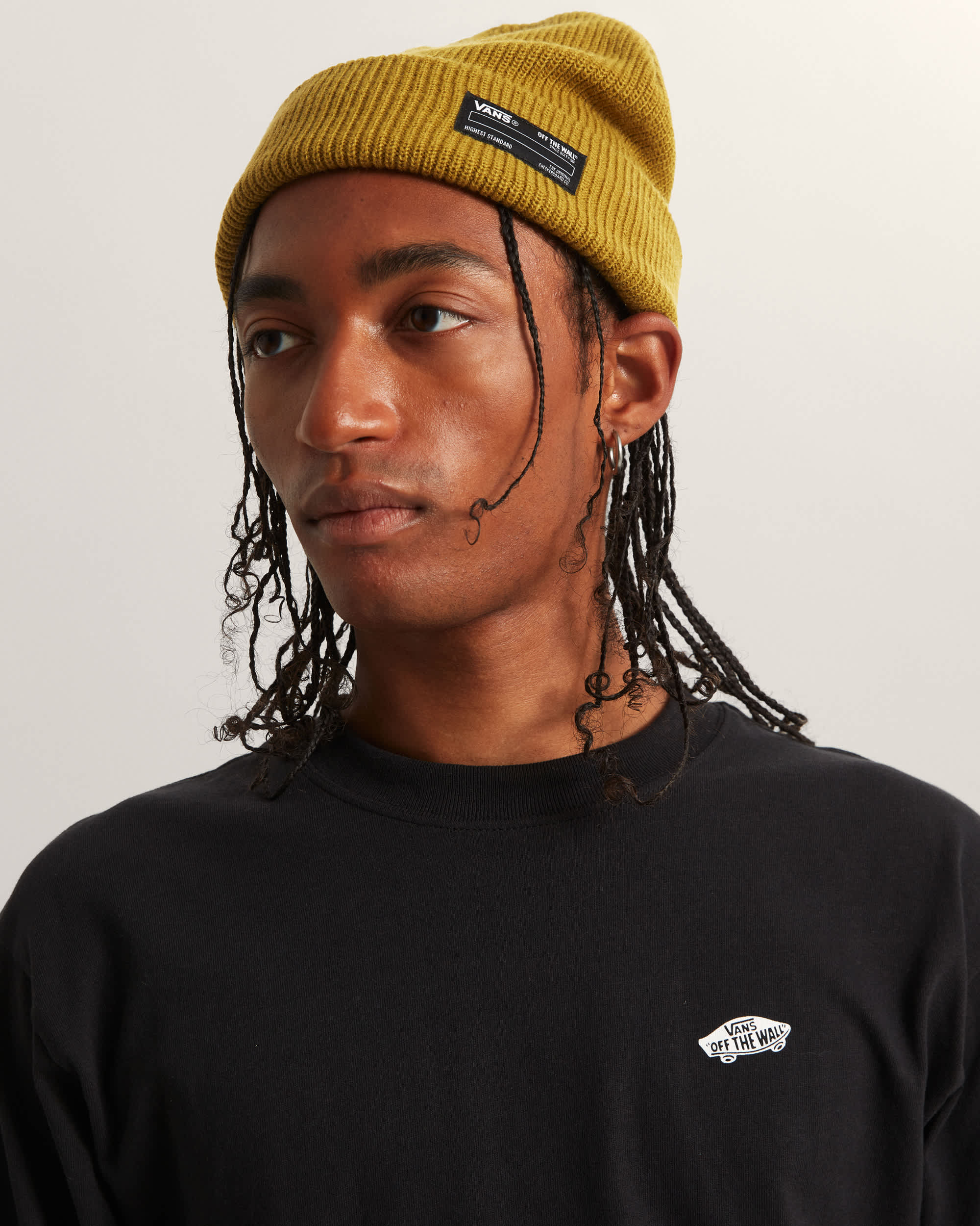 Leiva Beanie mit Umschlag VANS Gold ALT3