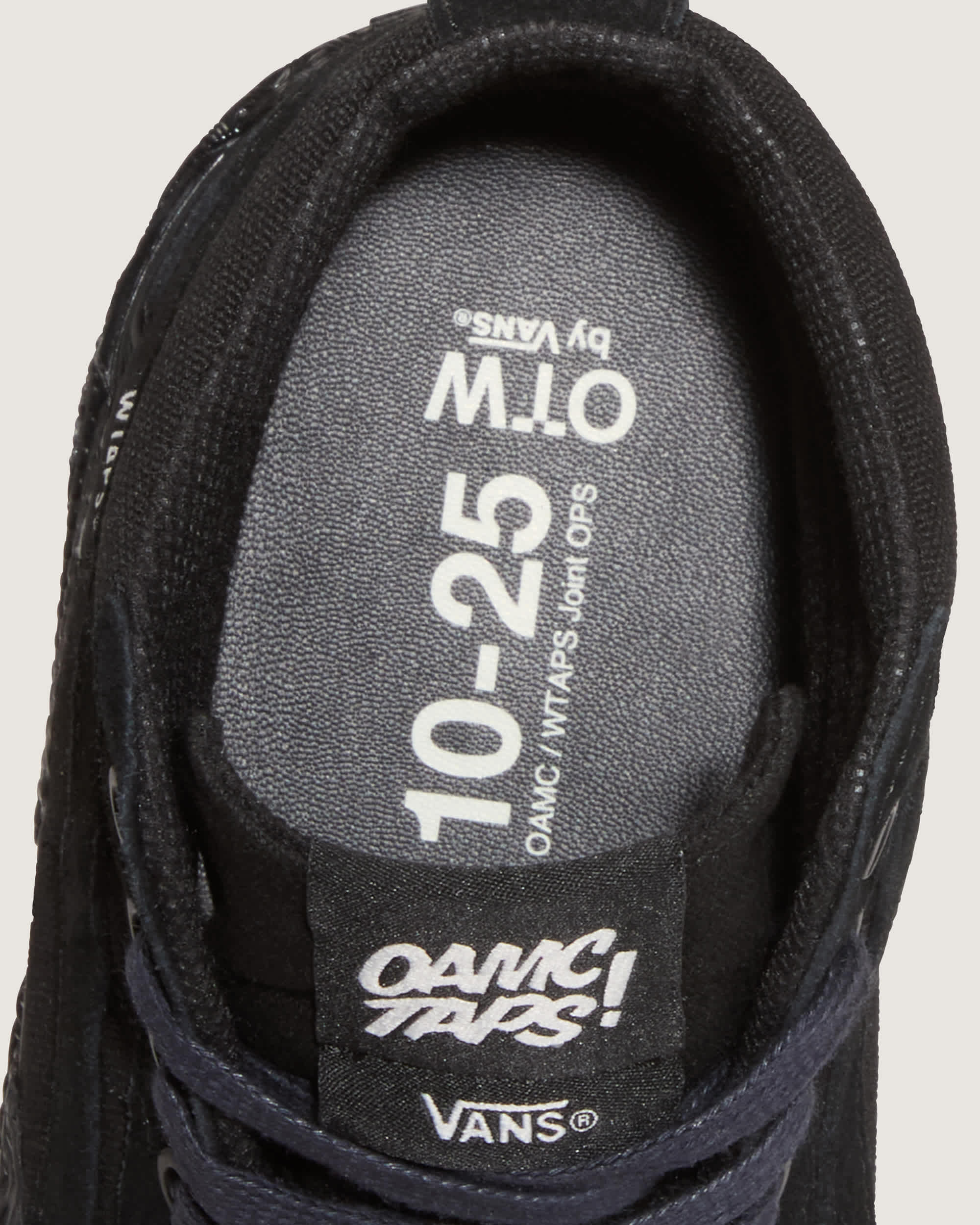 OTW by Vans X WTAPS X OAMC Sk8Hi GL Lug VANS Noir ALT6