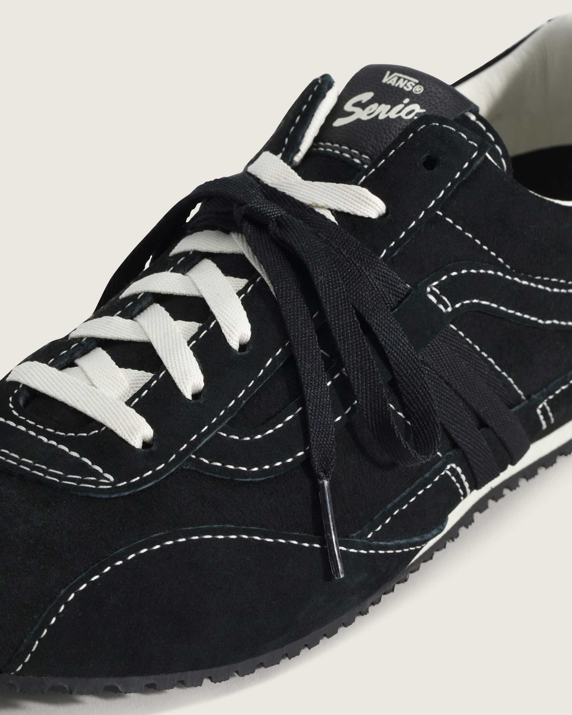 Premium Super Lowpro Trainer Shoes VANS Black ALT4