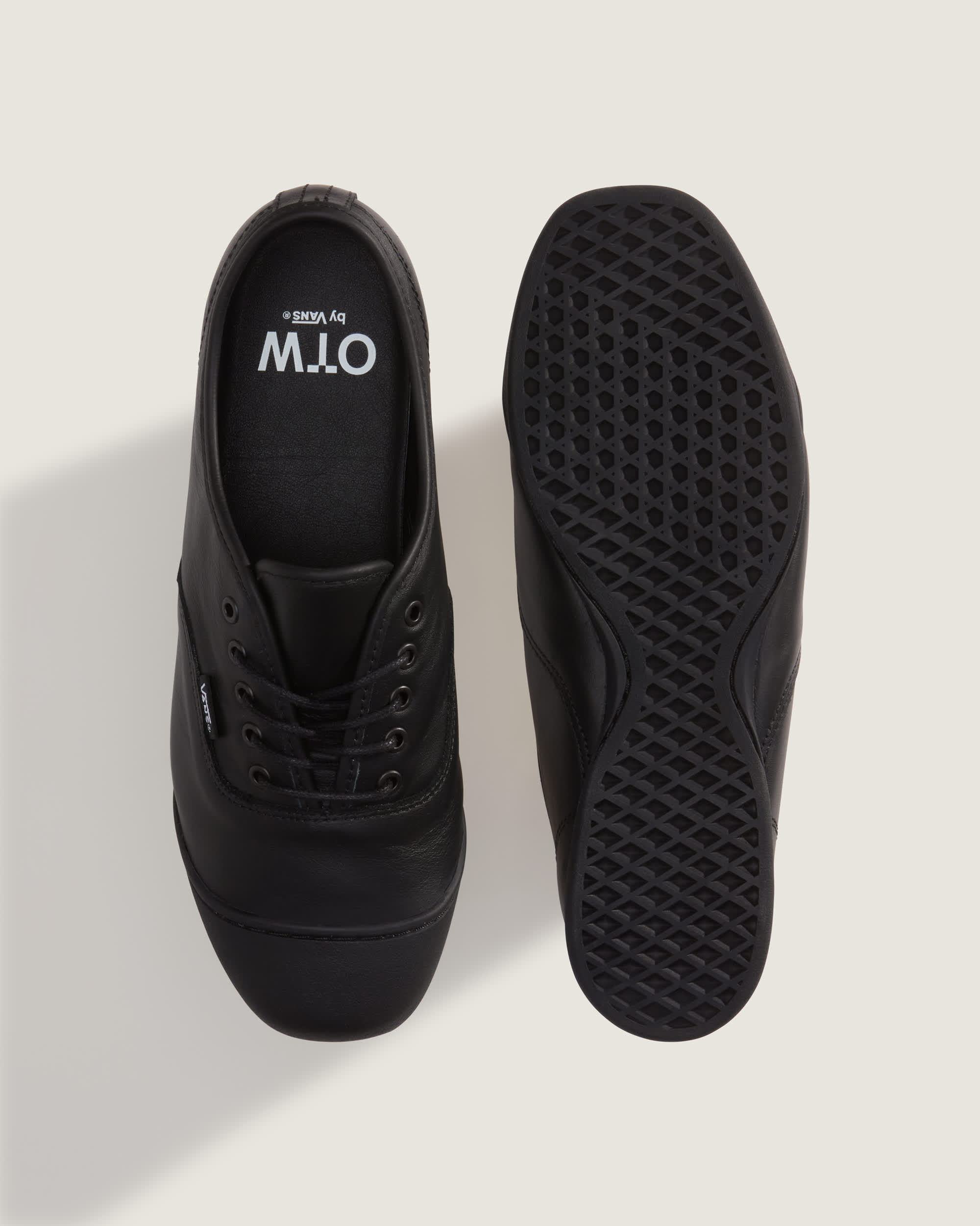 OTW Authentic Prima Schoenen VANS Zwart ALT2