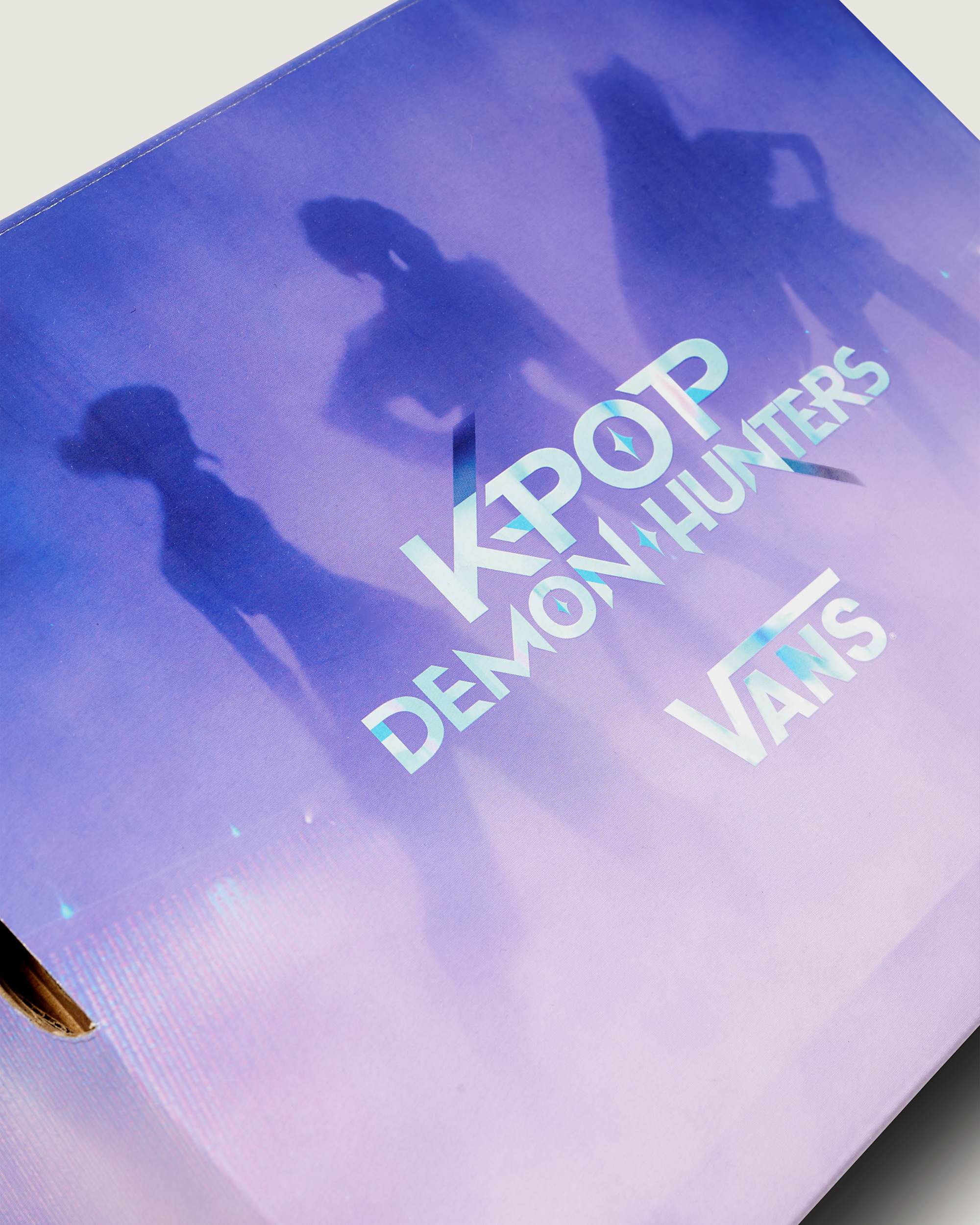 Chaussures  SlipOn KPop Demon Hunters VANS Noir ALT9