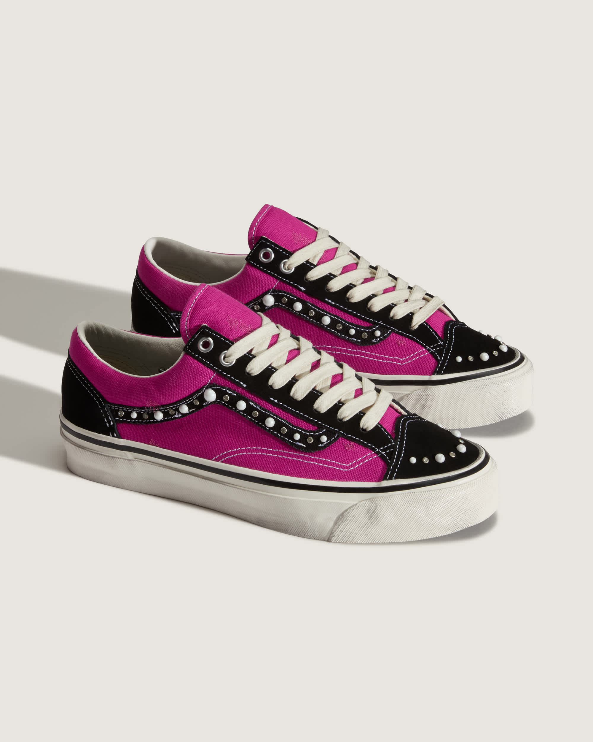 Chaussures Premium Old Skool VANS Violet ALT1
