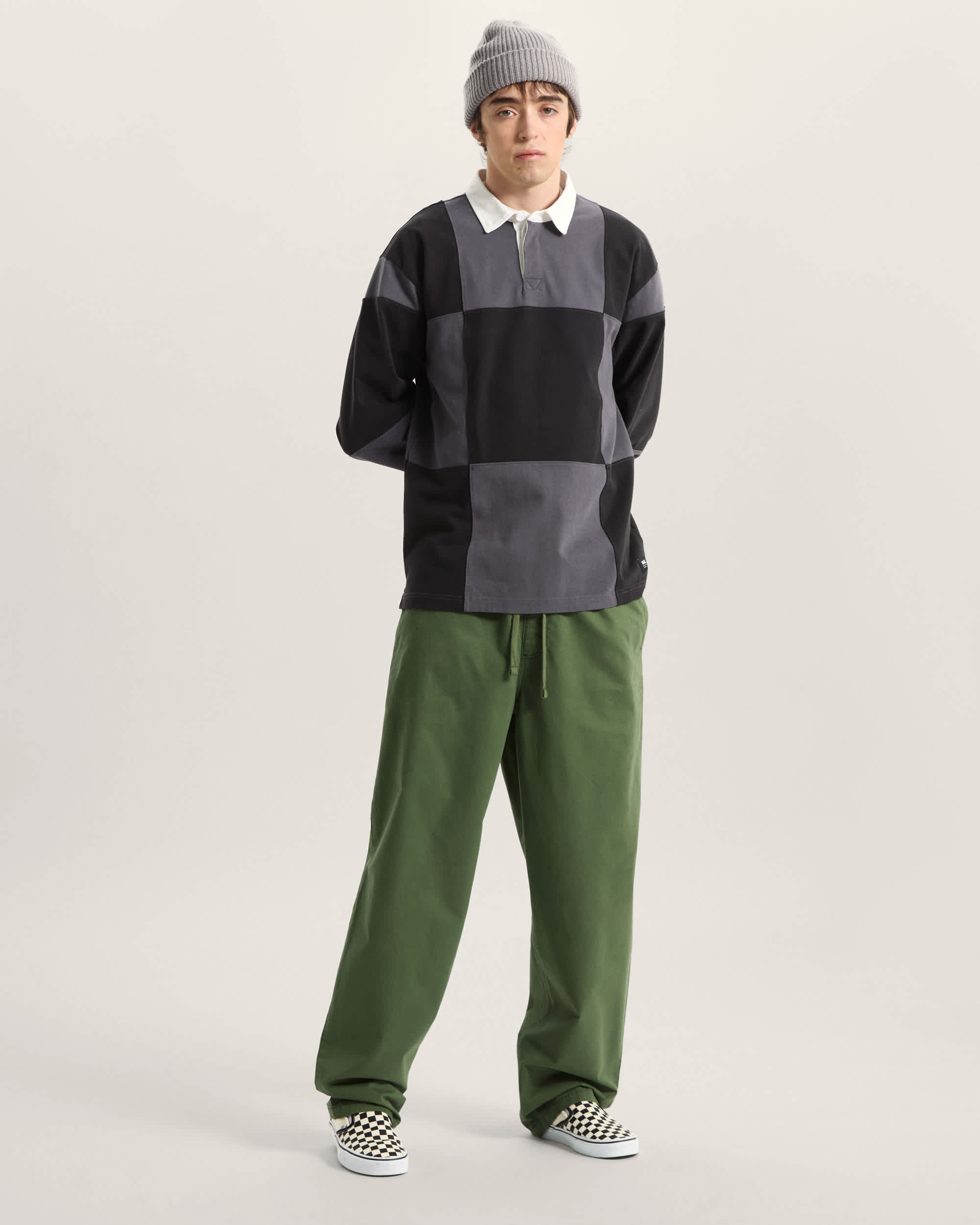 Schmal zulaufende Range BaggyHose VANS Grn ALT5