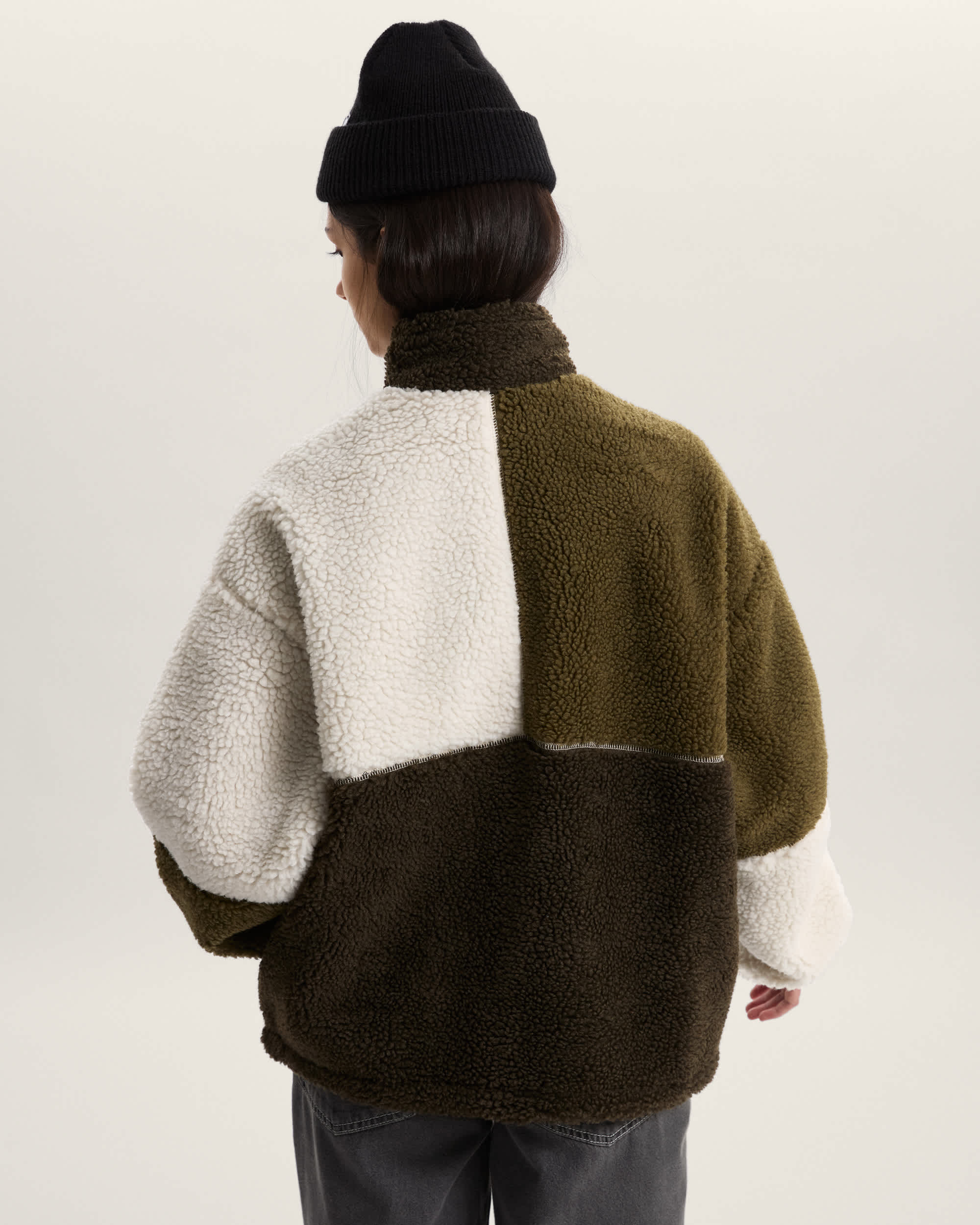 Forro polar de pelo largo con bloques de color Wren VANS Beis ALT3