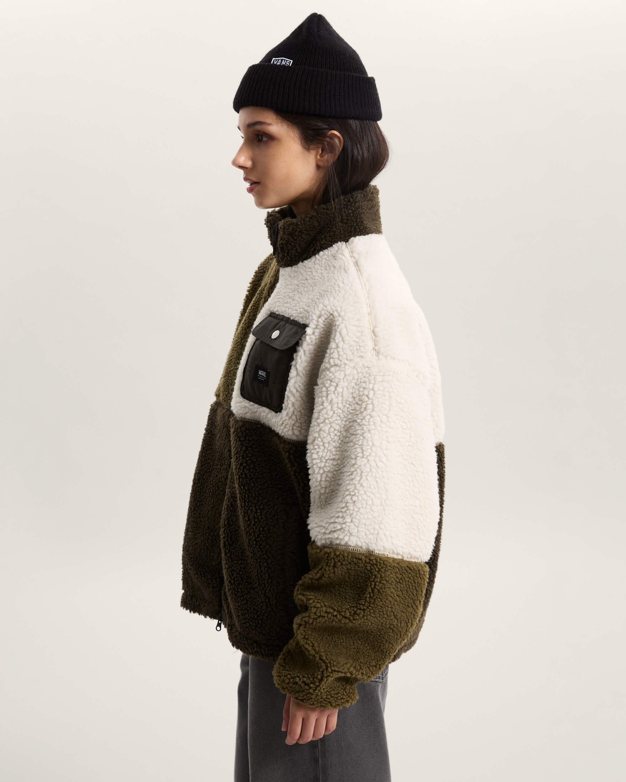 Forro polar de pelo largo con bloques de color Wren VANS Beis ALT4