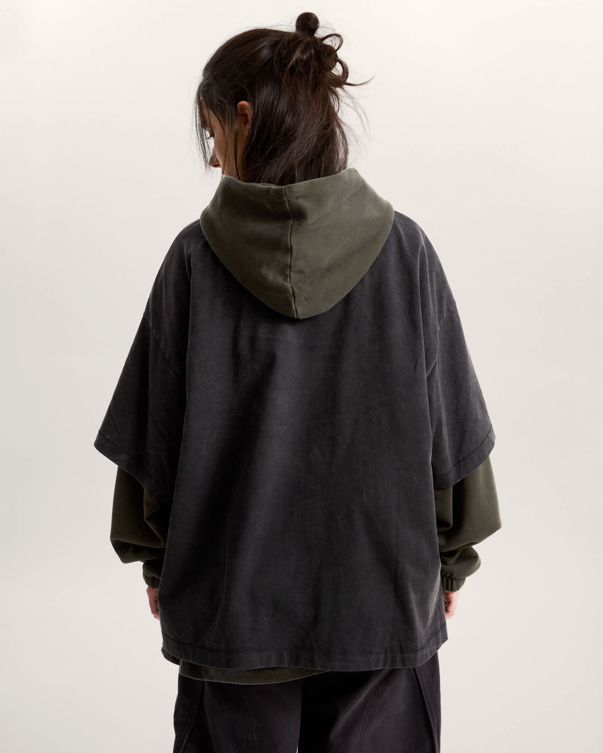 Bluza z kapturem Act Of Disagreement Lasered VANS Czarny ALT3