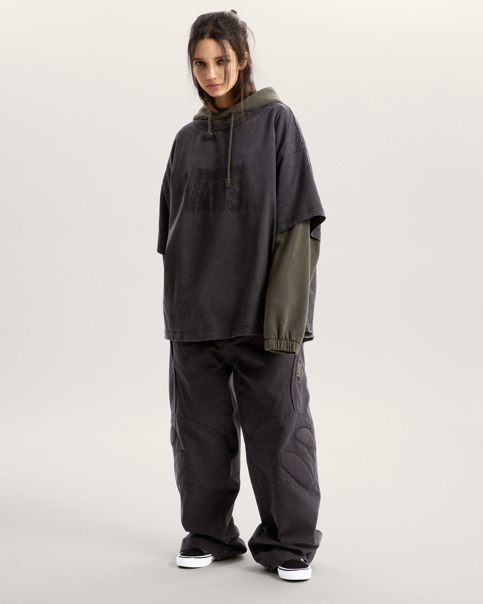 Bluza z kapturem Act Of Disagreement Lasered VANS Czarny ALT5