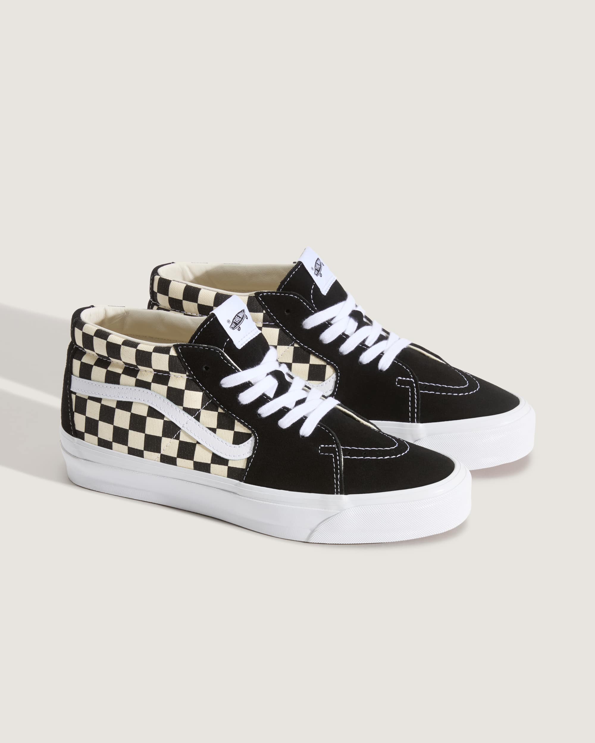 Premium Sk8Mid 83 Schuhe VANS SchwarzWei ALT1