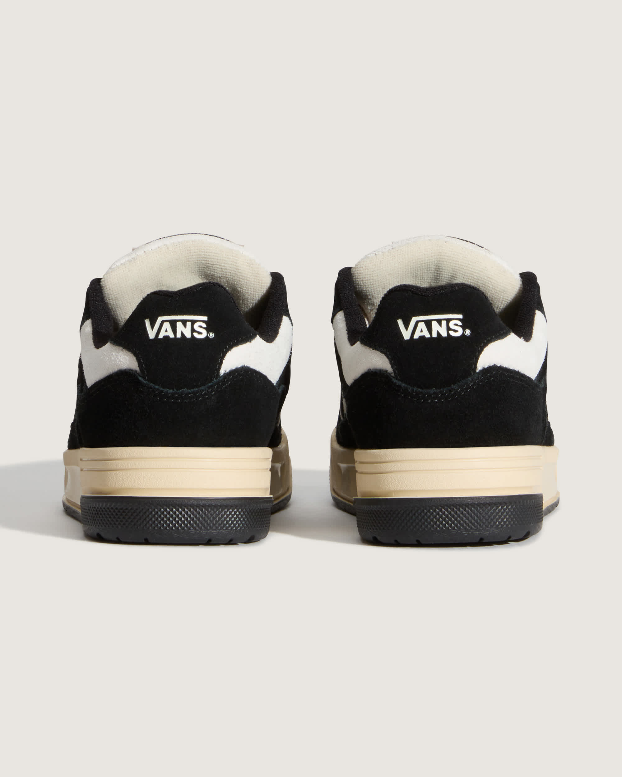 Upland Schuhe VANS Schwarz ALT3