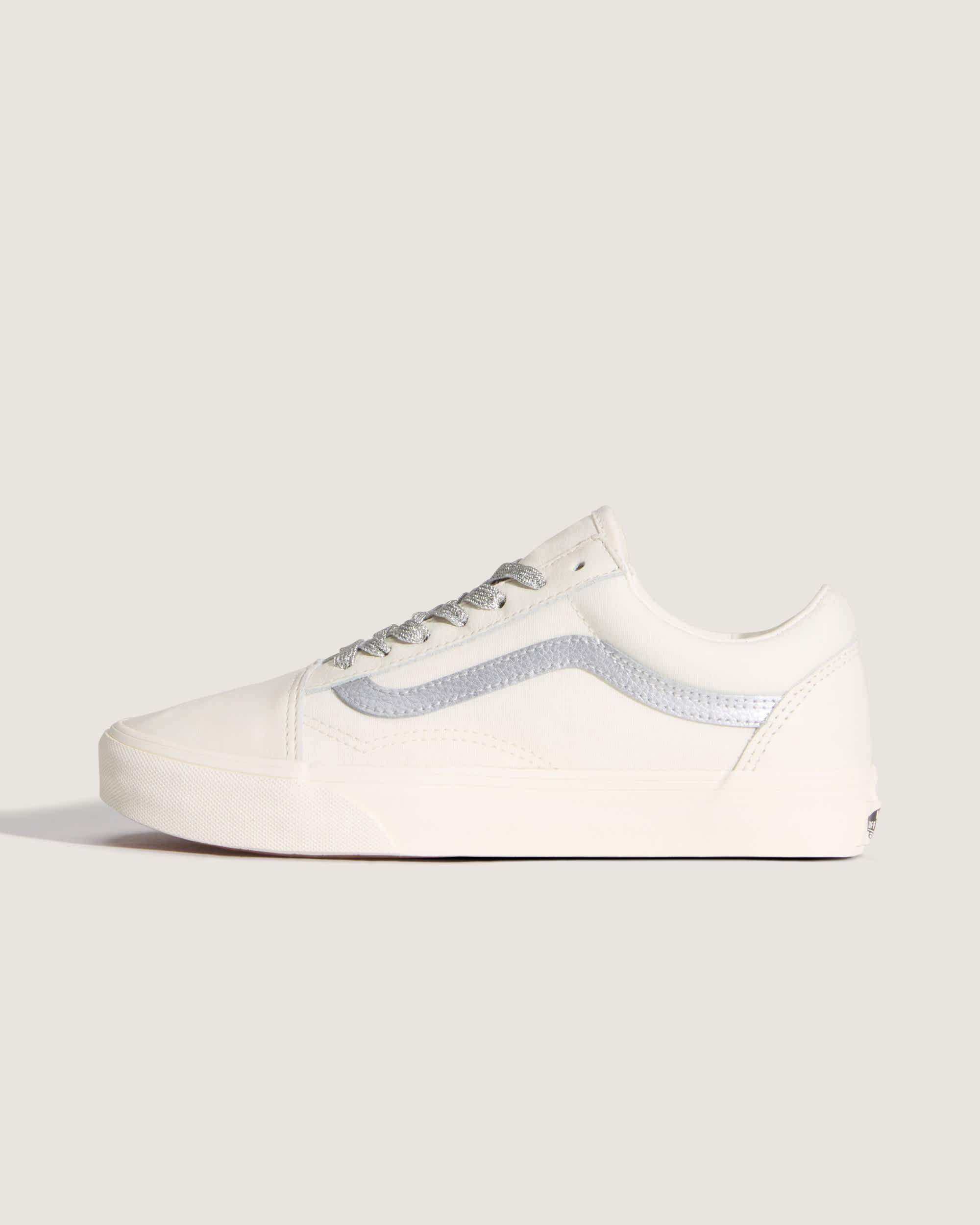 Old Skool Shoes VANS White HERO