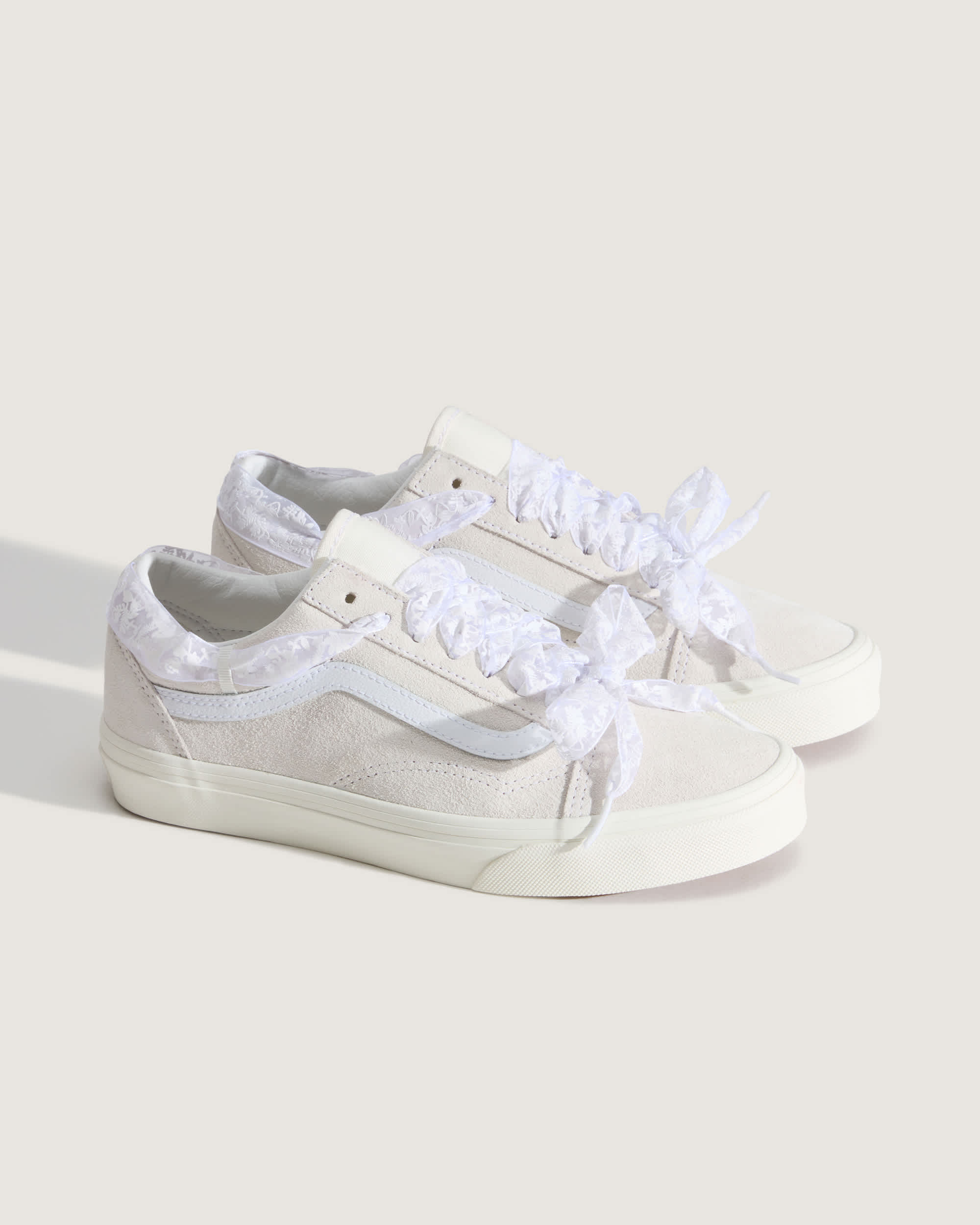 Chaussures Old Skool VANS Blanc ALT1