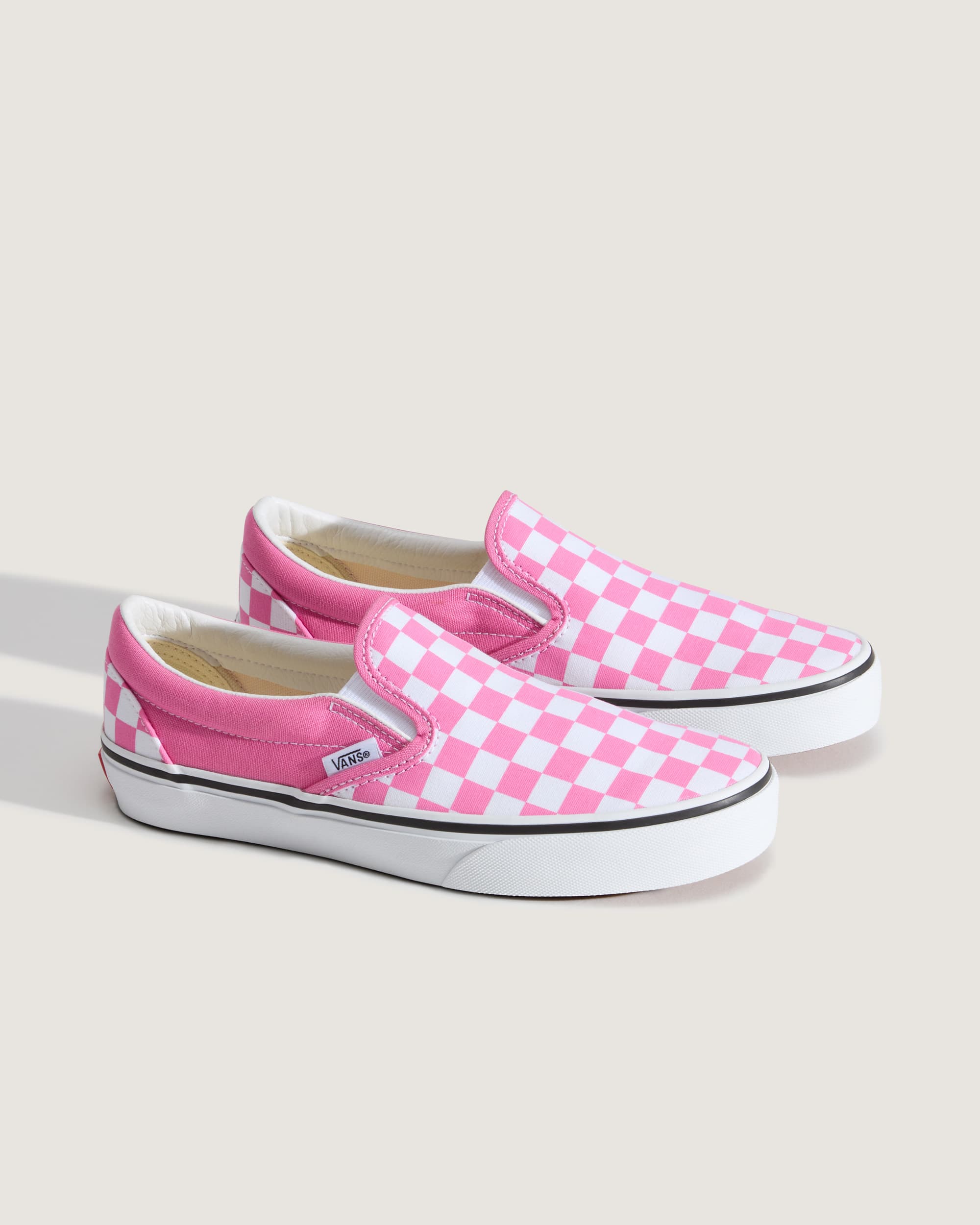Chaussures Classic SlipOn Checkerboard VANS Rose ALT1