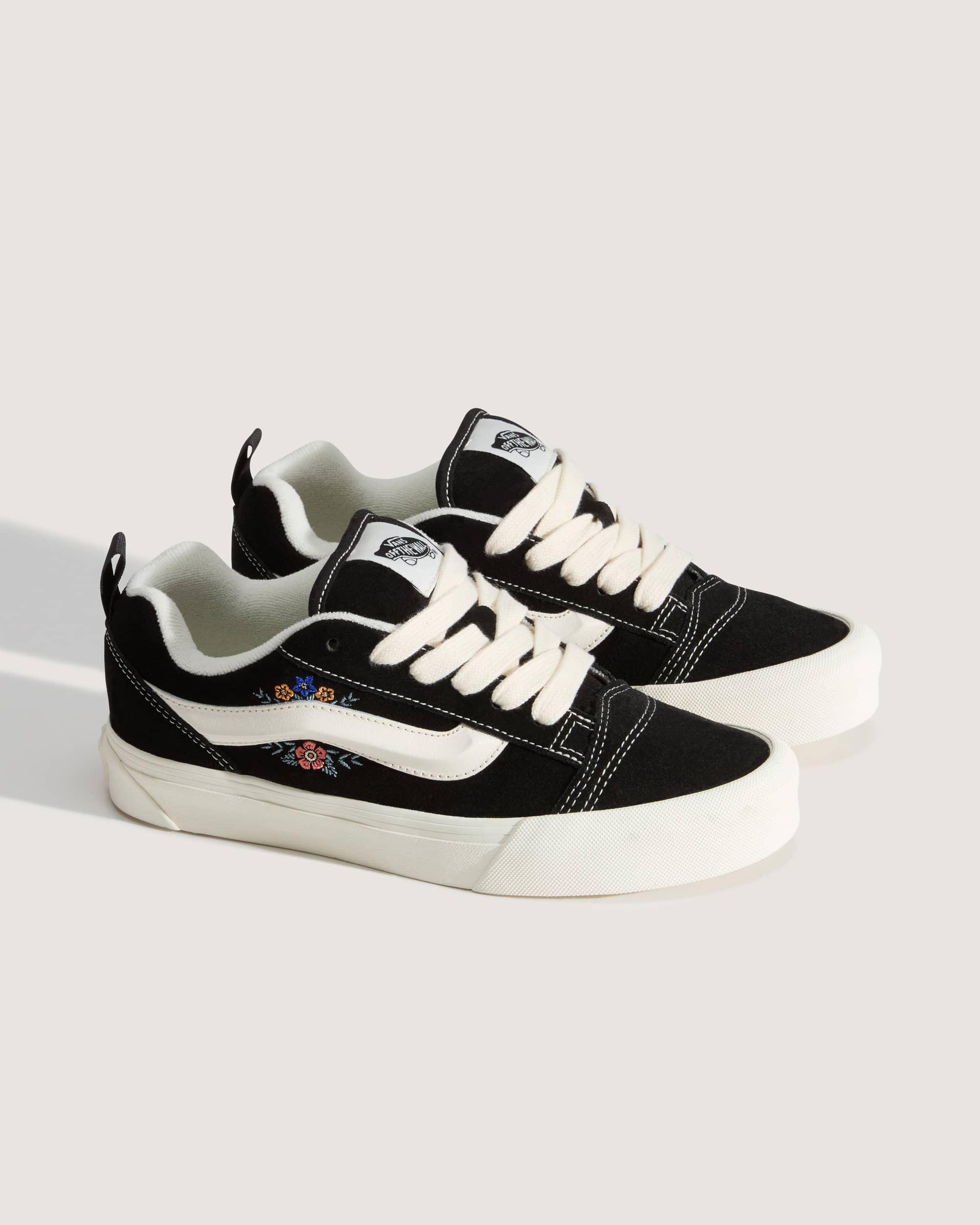 Knu Skool Schuhe VANS Schwarz ALT1