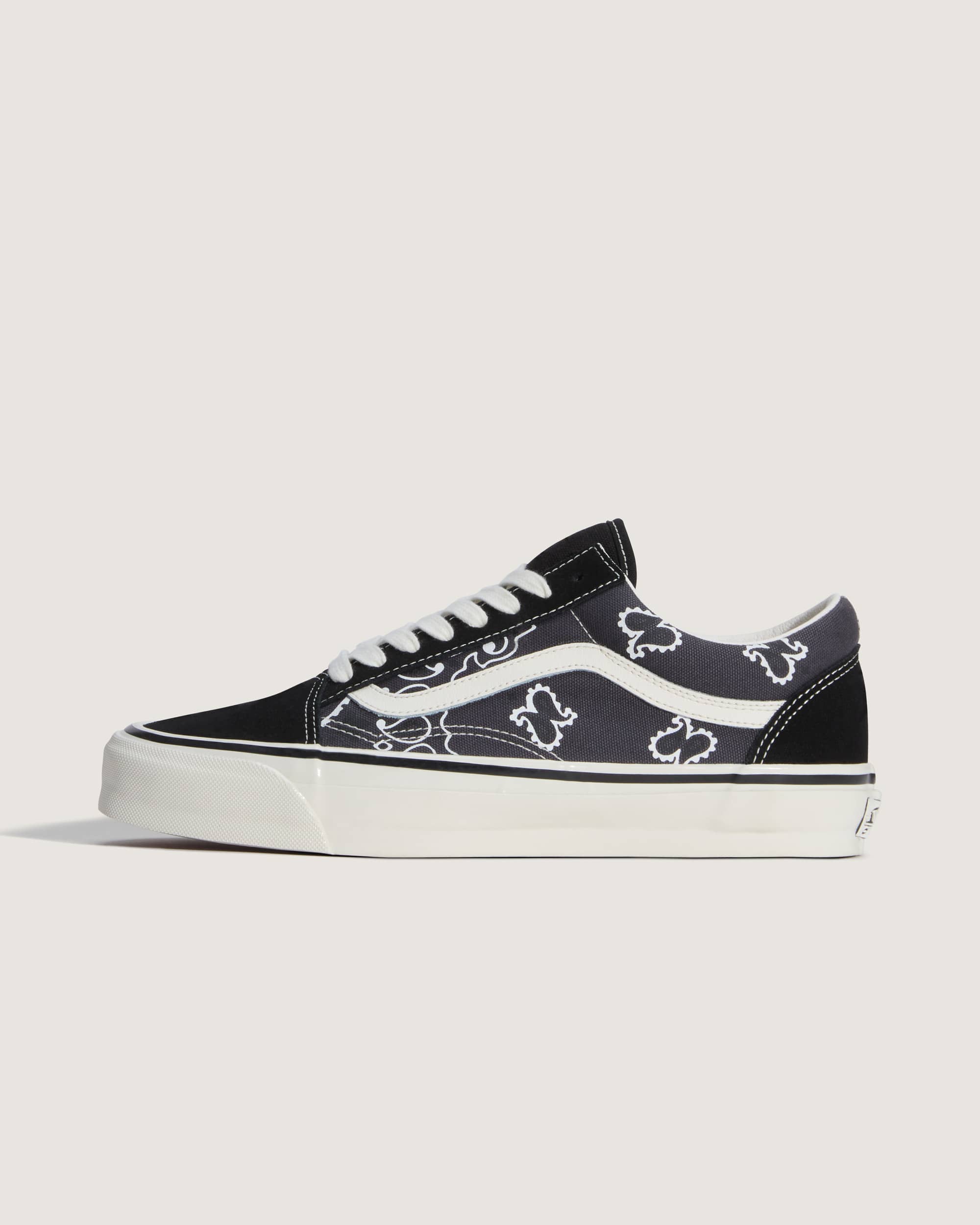 Chaussures Premium Old Skool VANS Noir HERO