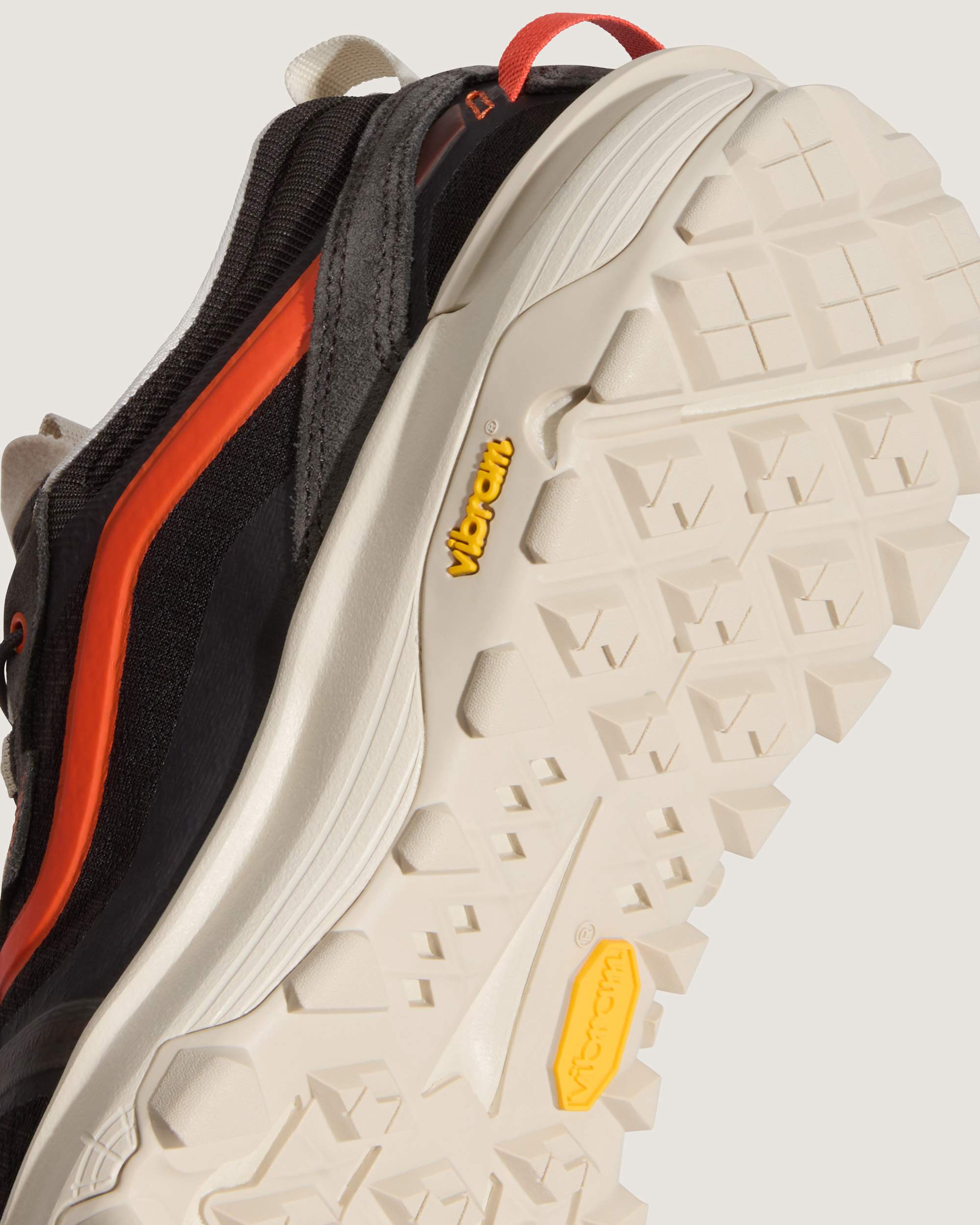 Chaussures Crosspath XC VANS Noir ALT7