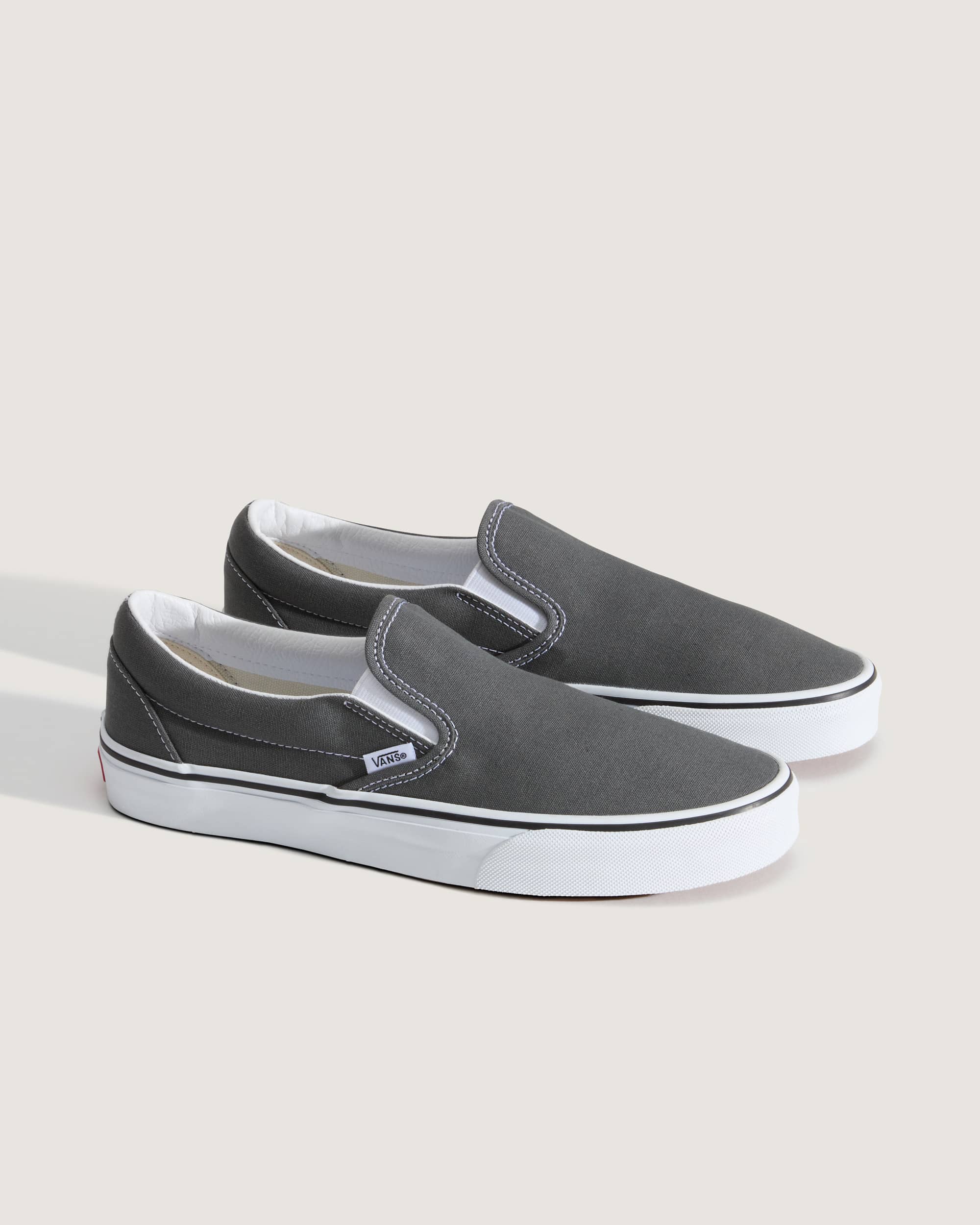 Classic SlipOn Schuhe VANS Grau ALT1