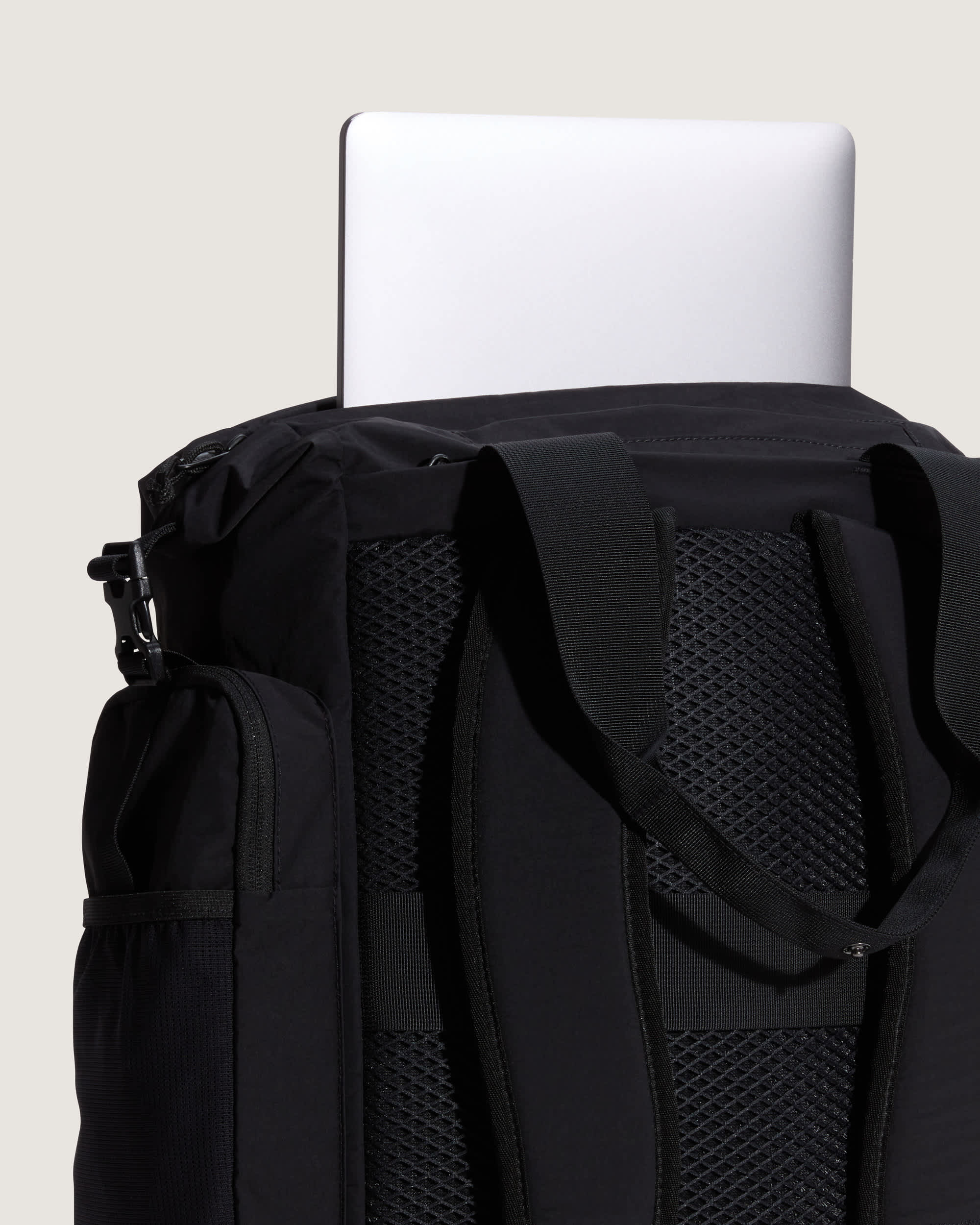 Mochila Wilder VANS Negro ALT4