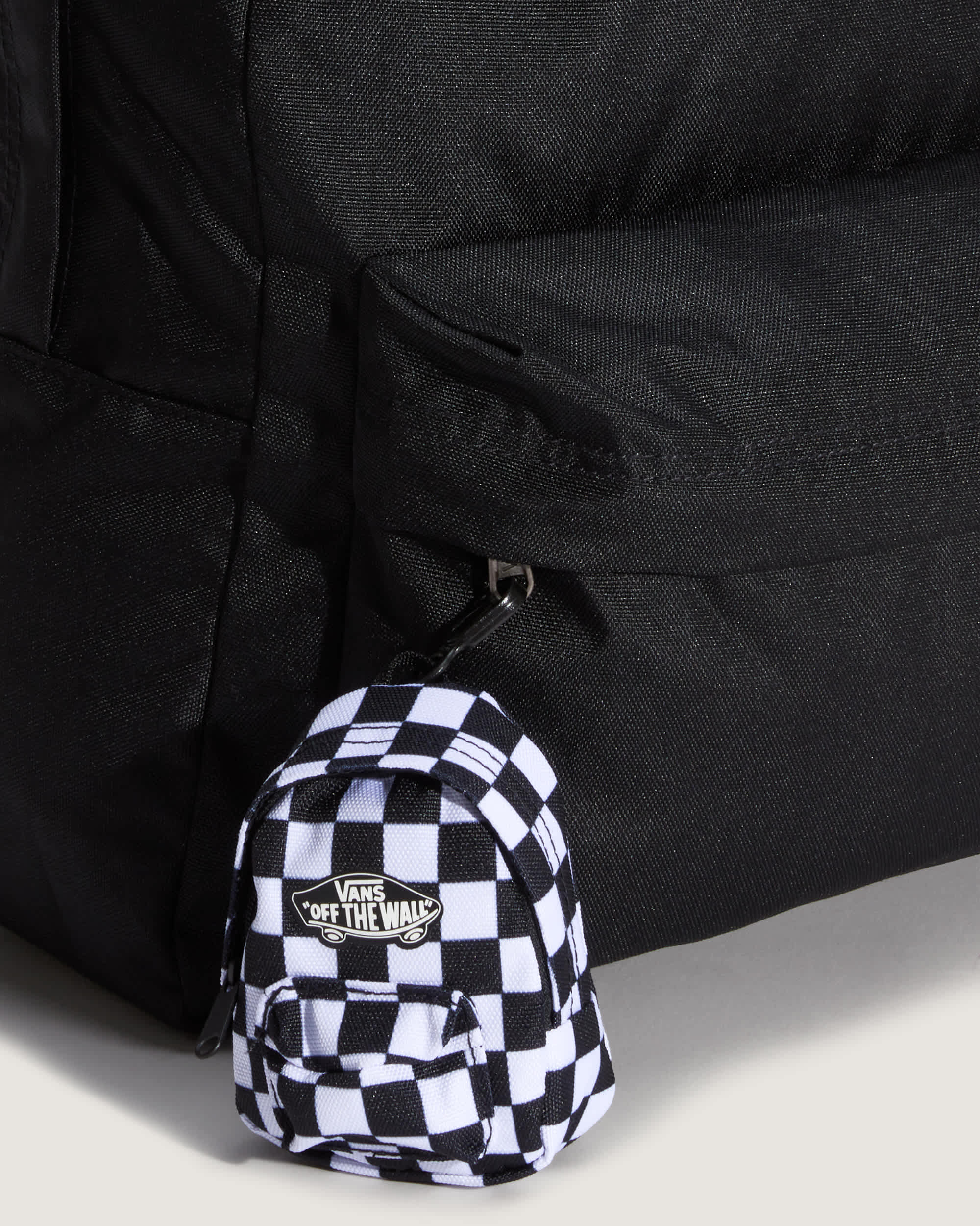 Micro Old Skool Backpack BlackWhite VANS Preto ALT2