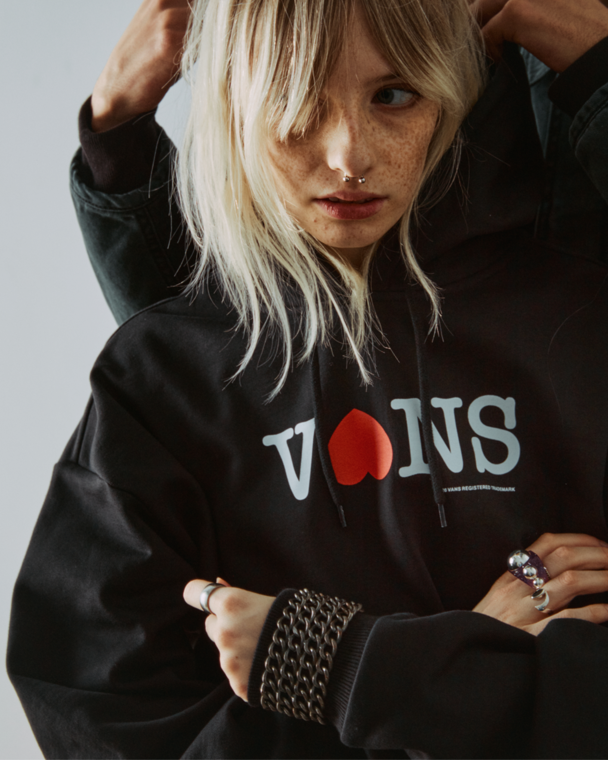 Souvenir Hoodie VANS Schwarz ALT2