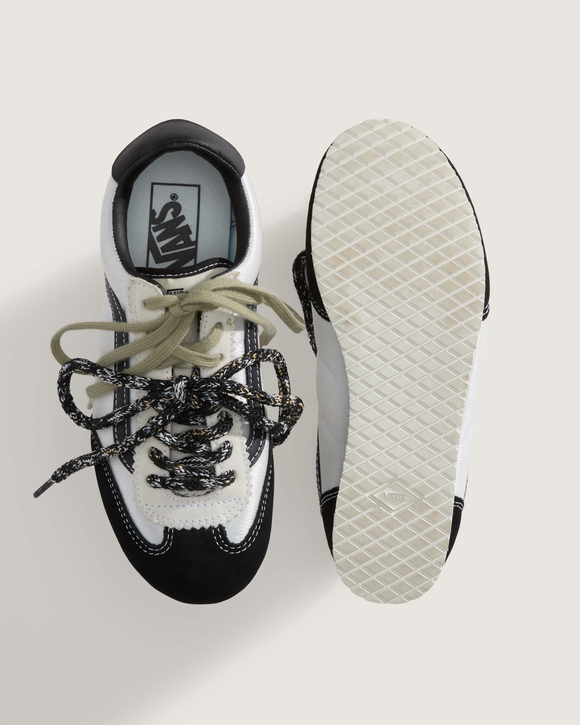 Super Lowpro Schuhe VANS Schwarz ALT2