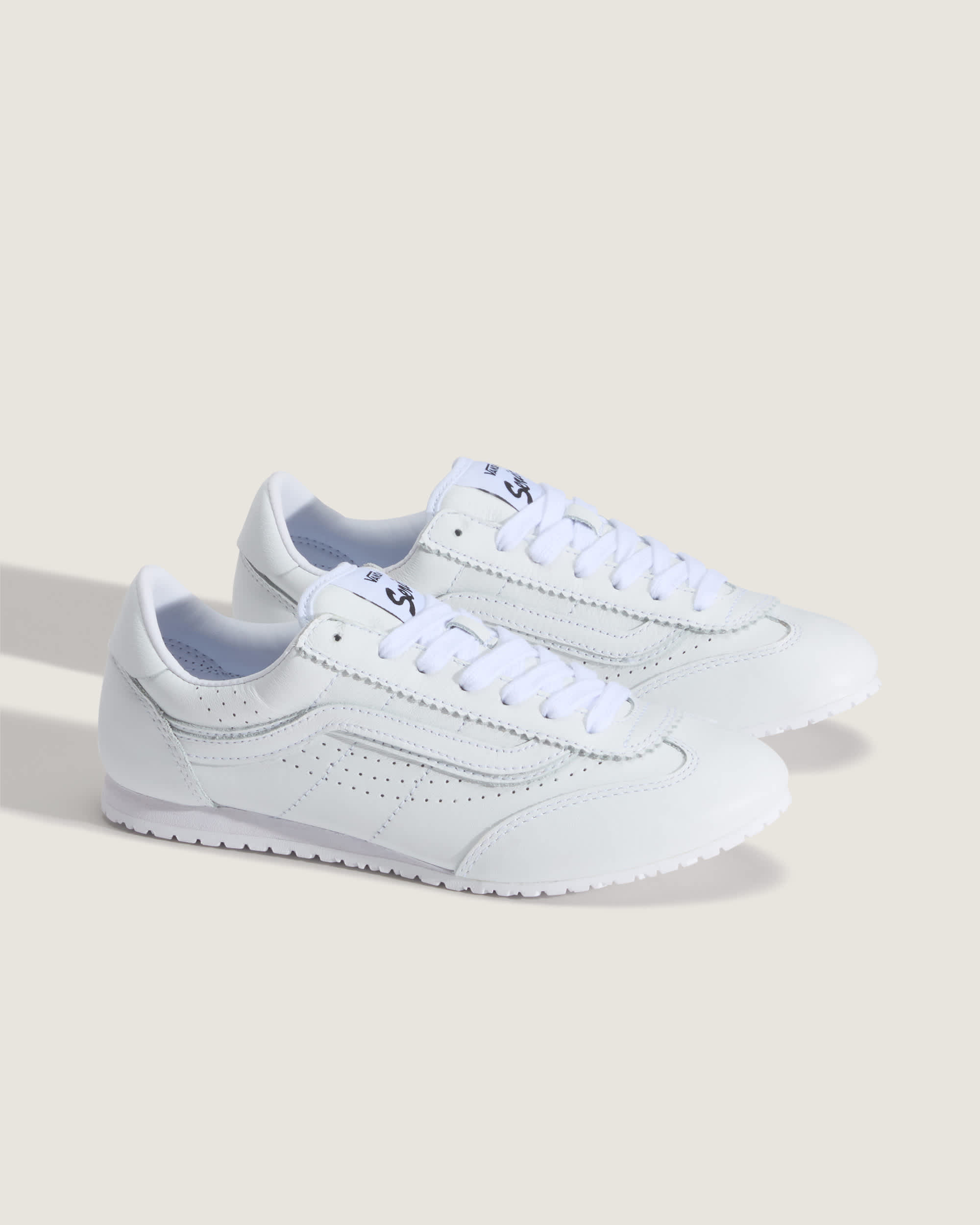 Super Lowpro Shoes VANS White ALT1