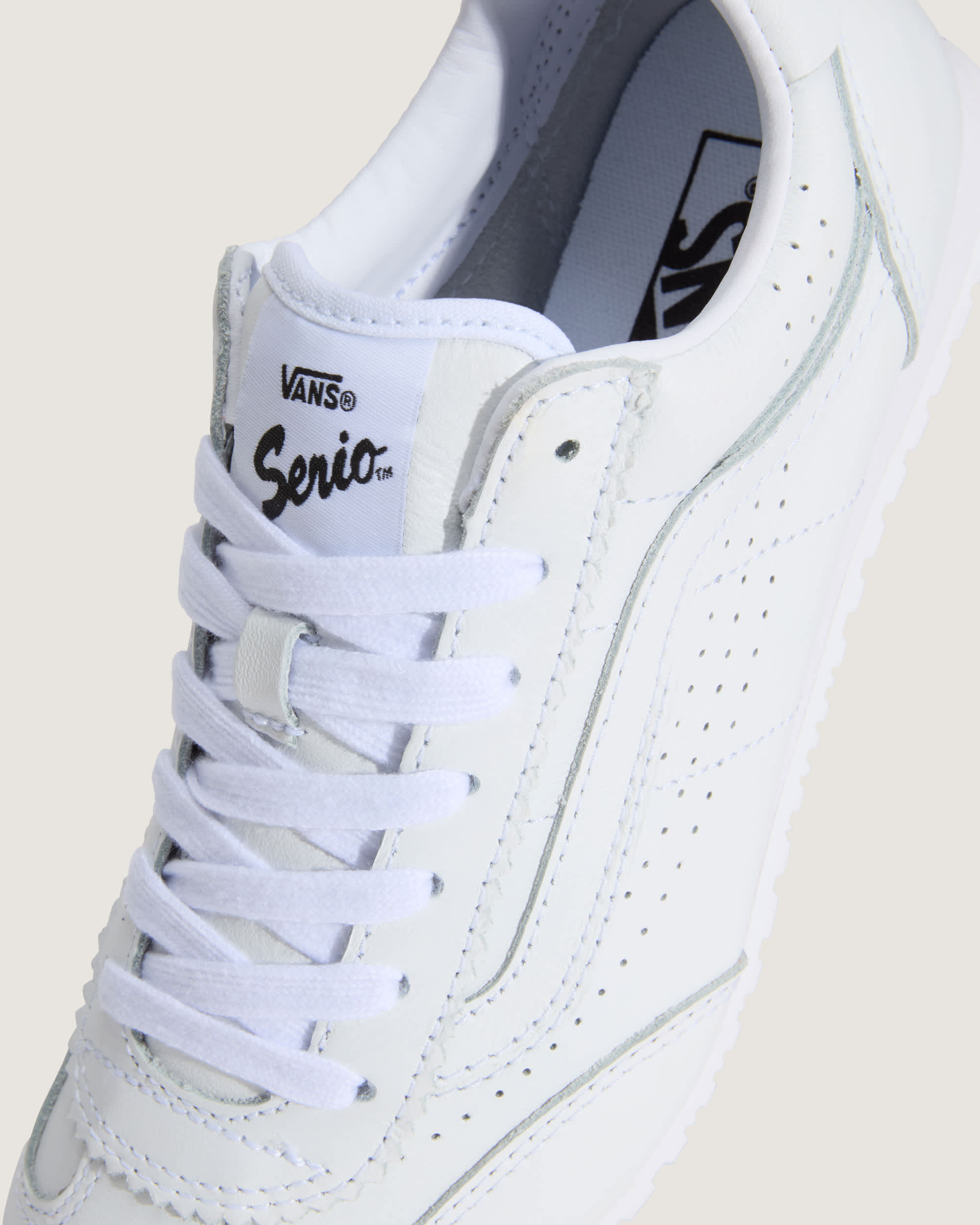 Super Lowpro Shoes VANS White ALT4