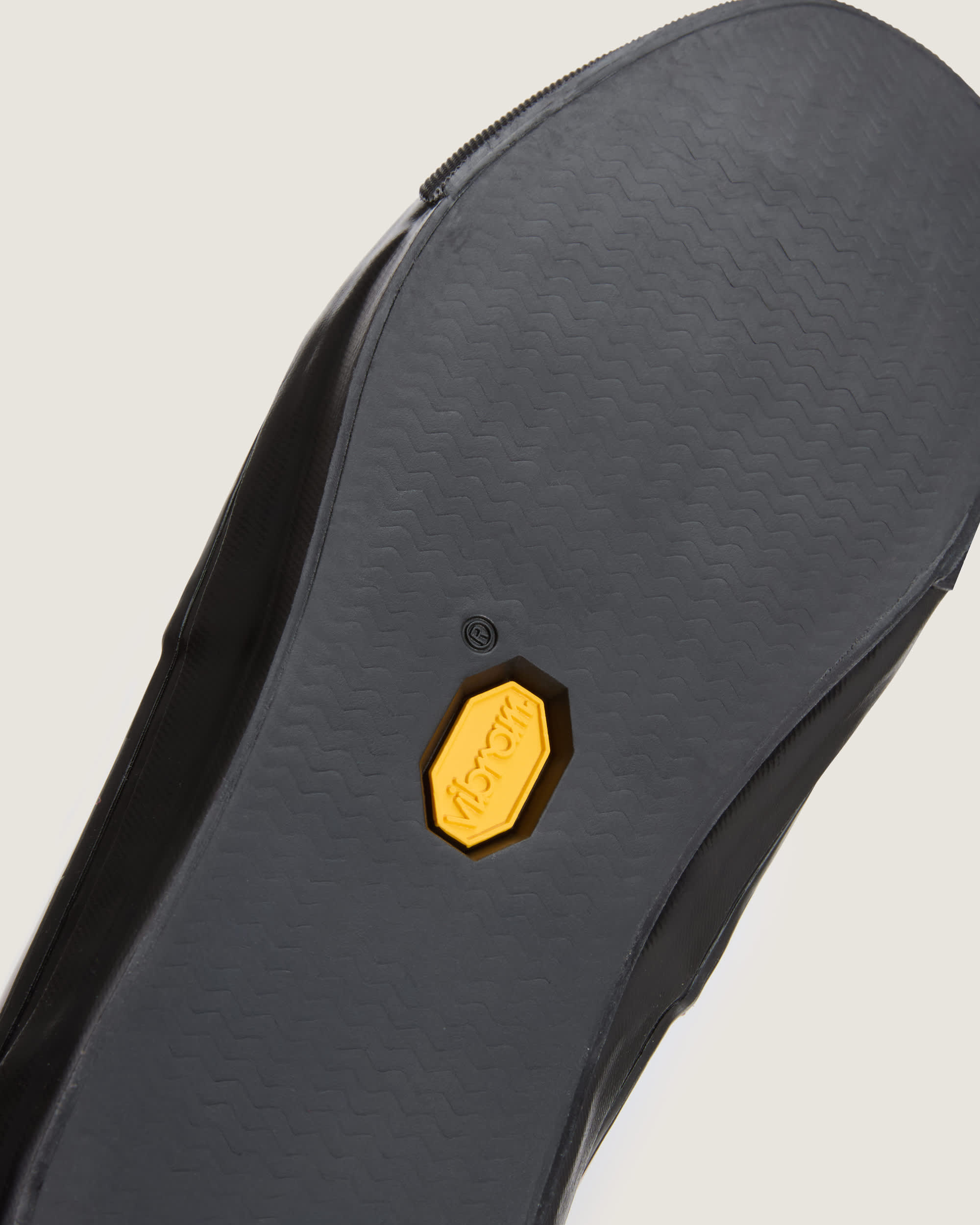 OTW Authentic 44 Siped Vibram VANS Bordus ALT6