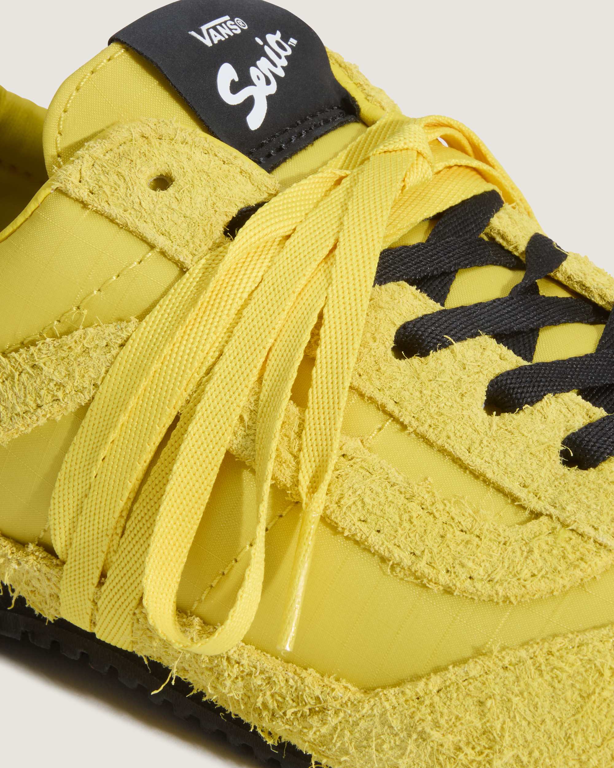 Premium Super Lowpro Sneaker VANS Gelb ALT4