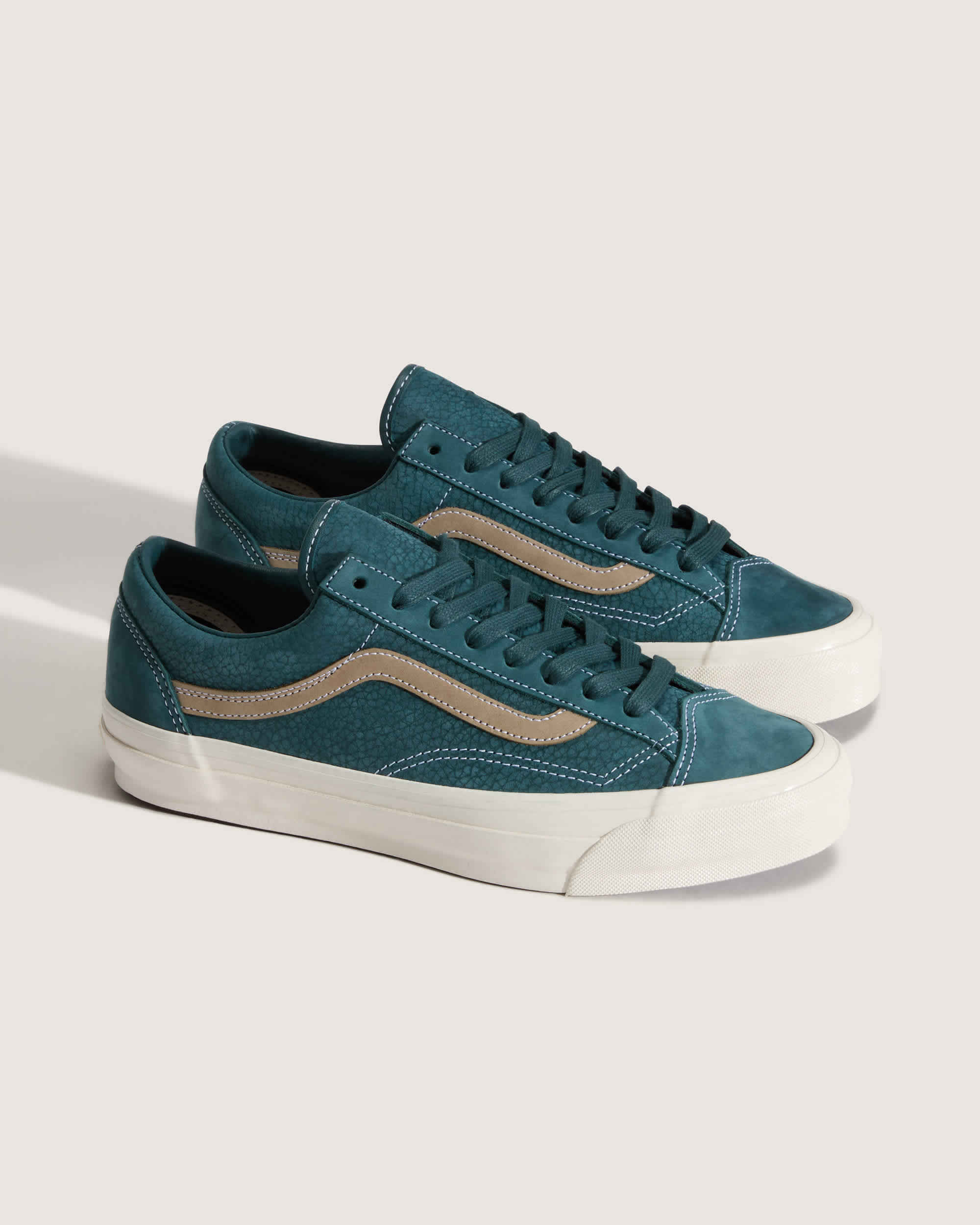 Premium Old Skool Shoes VANS Blue ALT1