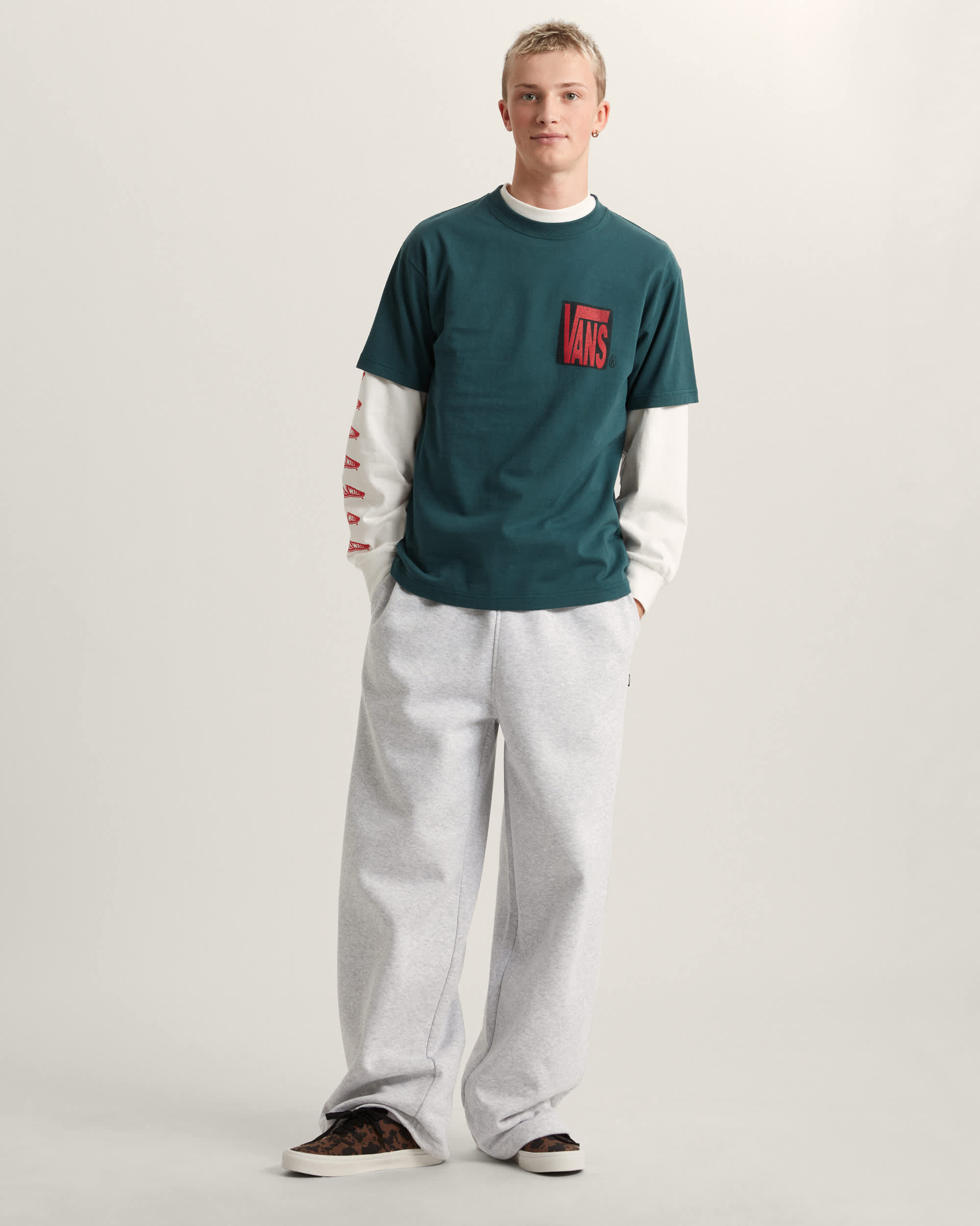 Stretch Stack Crackle SS Tee Mystic Moss VANS Verde ALT4