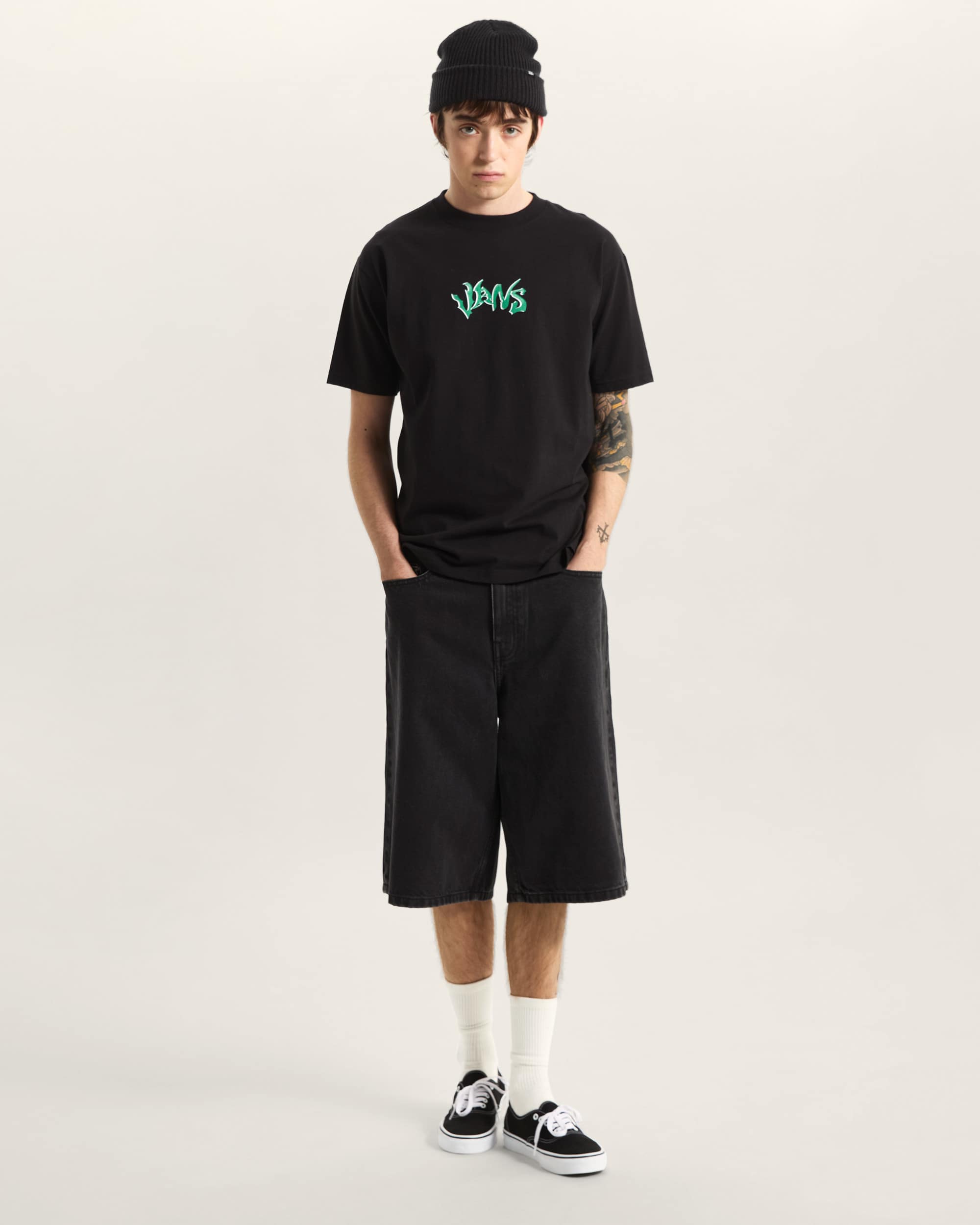 Wild Circle TShirt VANS Black ALT4