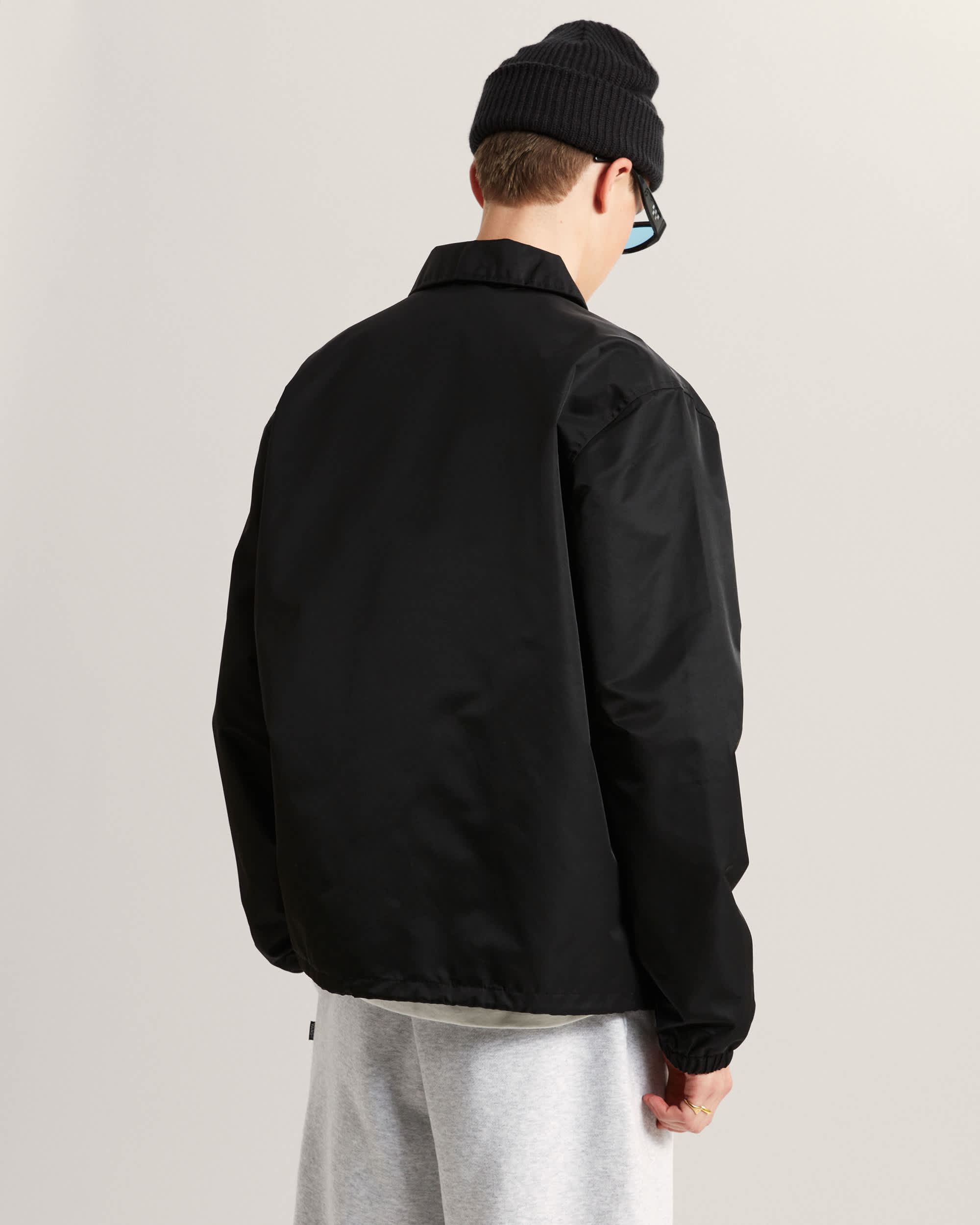 Torrey Nylon CoachJacke VANS Schwarz ALT3