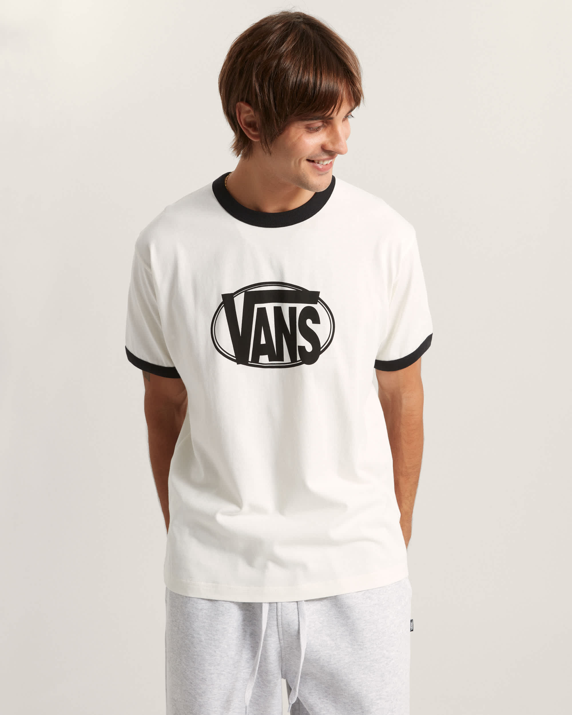 RingerTShirt mit Logo in der Brustmitte VANS Wei ALT2