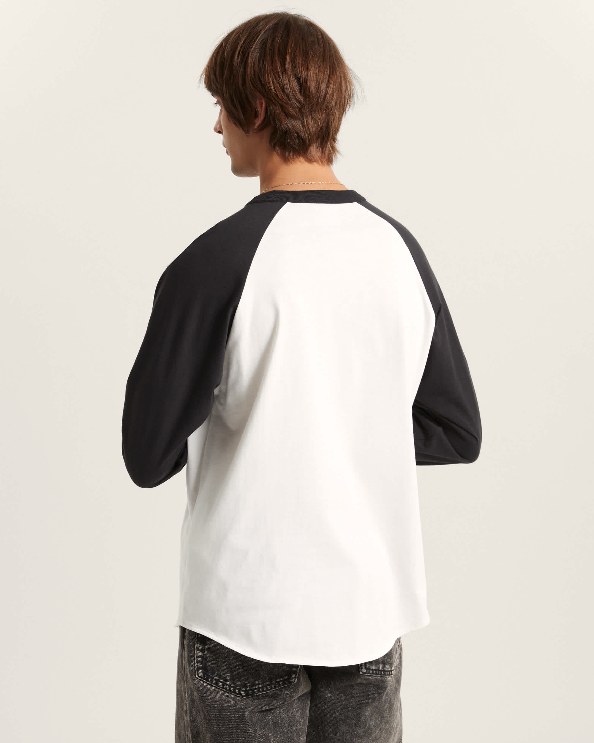 Core Raglan LangarmTShirt VANS Schwarz ALT3