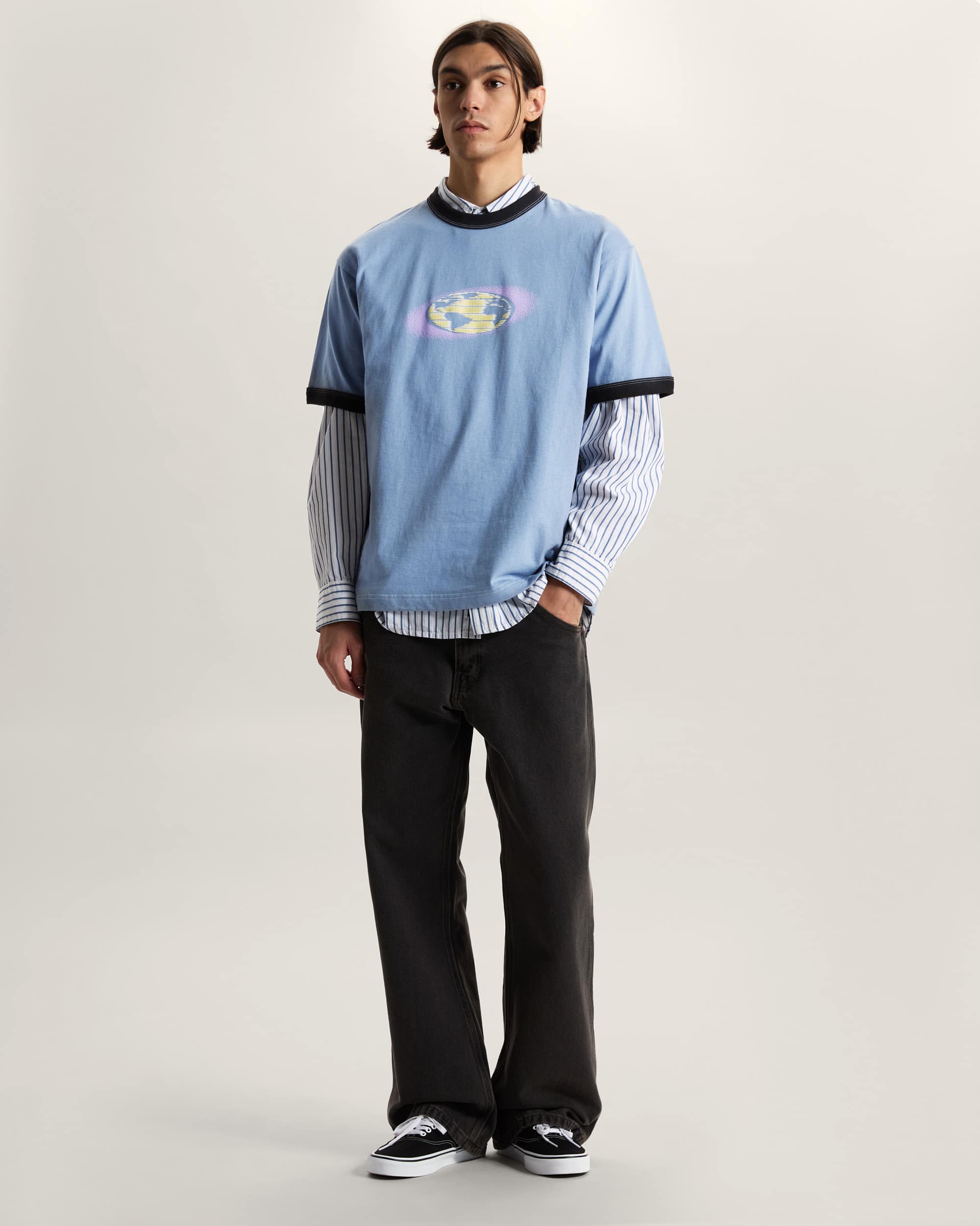 Pixel Globe TShirt VANS Grey ALT4