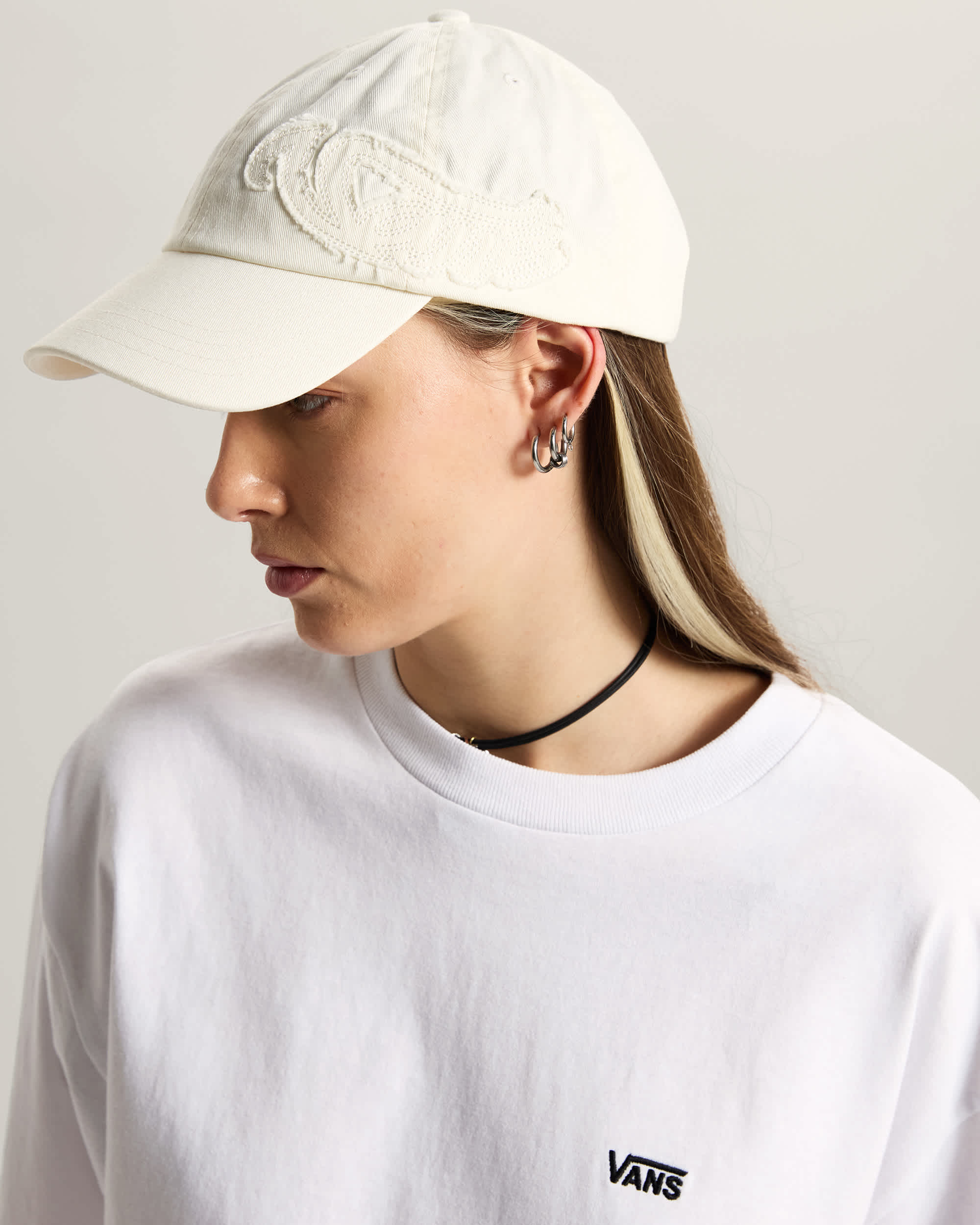 Gorra de jockey con visera curvada y detalle ondulado VANS Blanco ALT3