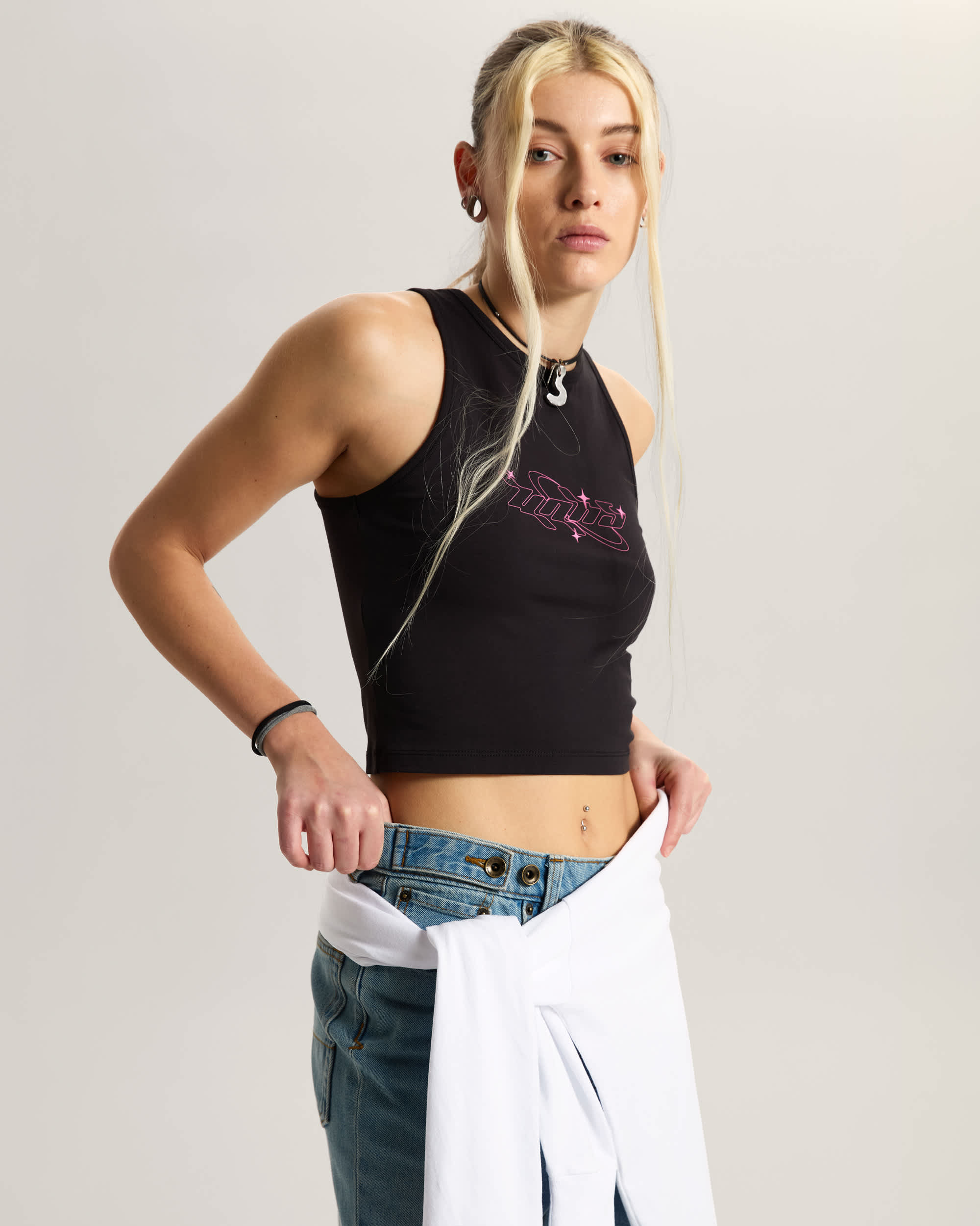 Y2K Star Tank TShirt VANS Black ALT2