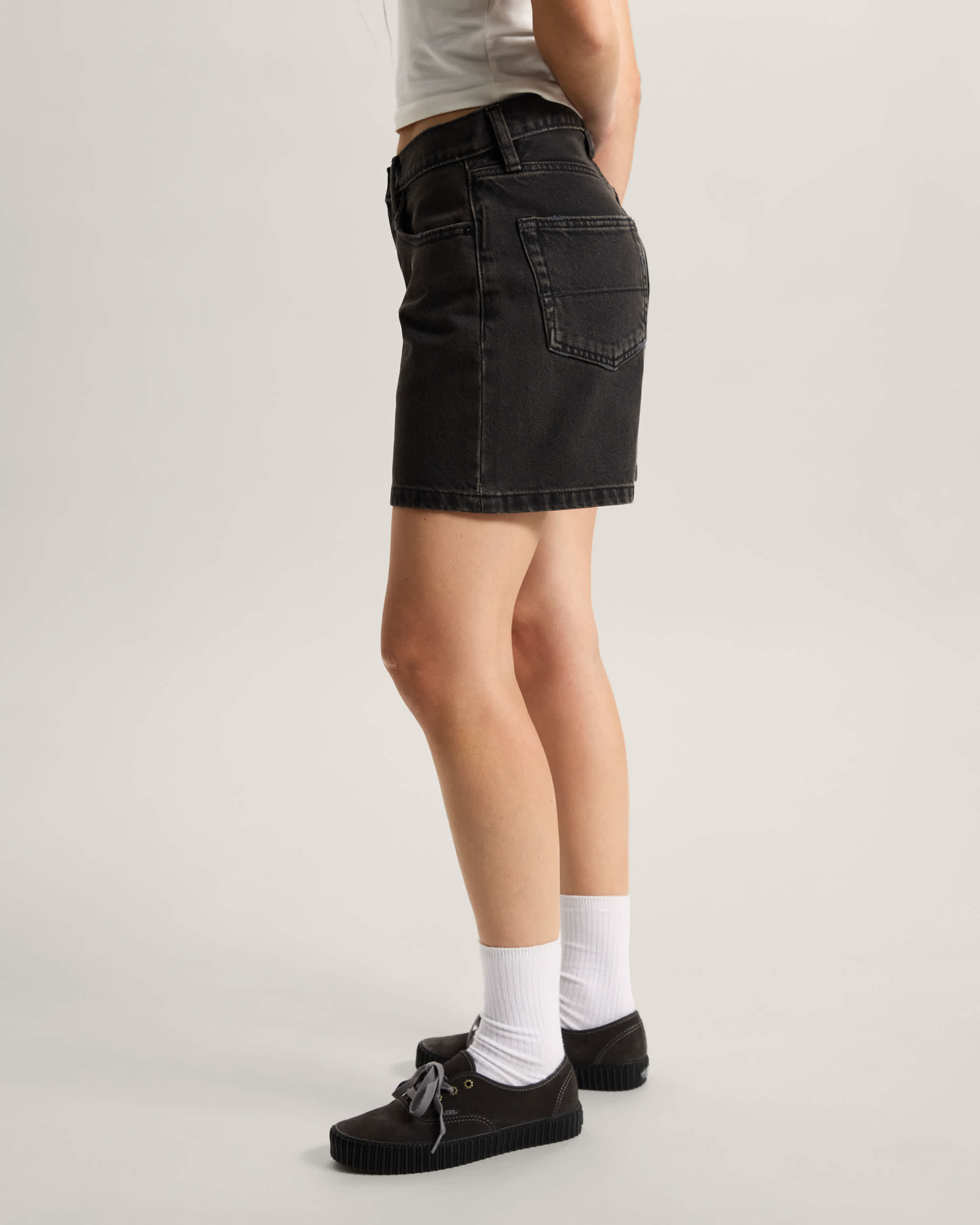 Check5 Shorts mit mittlerer Leibhhe VANS Schwarz ALT4