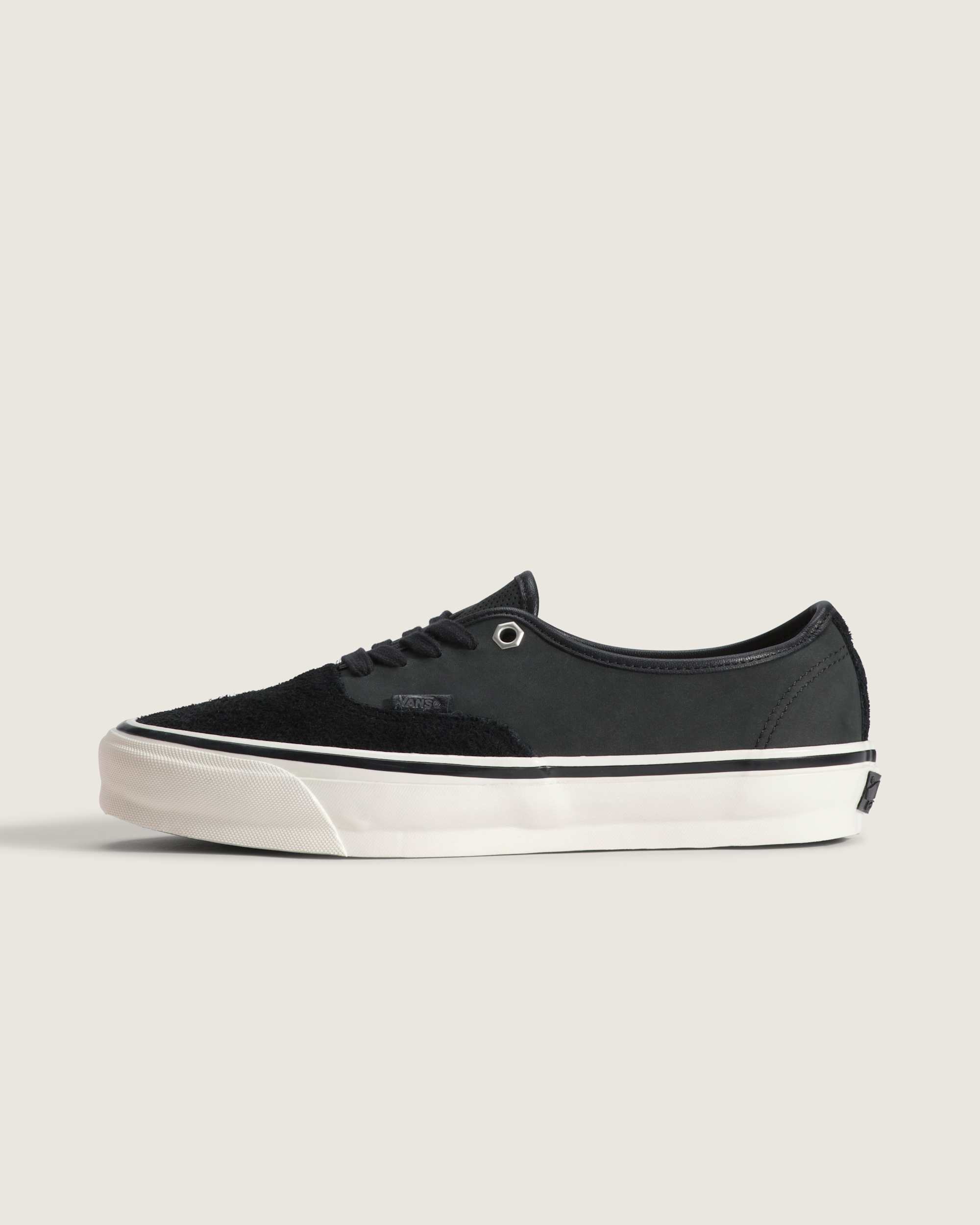 OTW by Vans X HAVEN Authentic 44 Vibram VANS Noir HERO