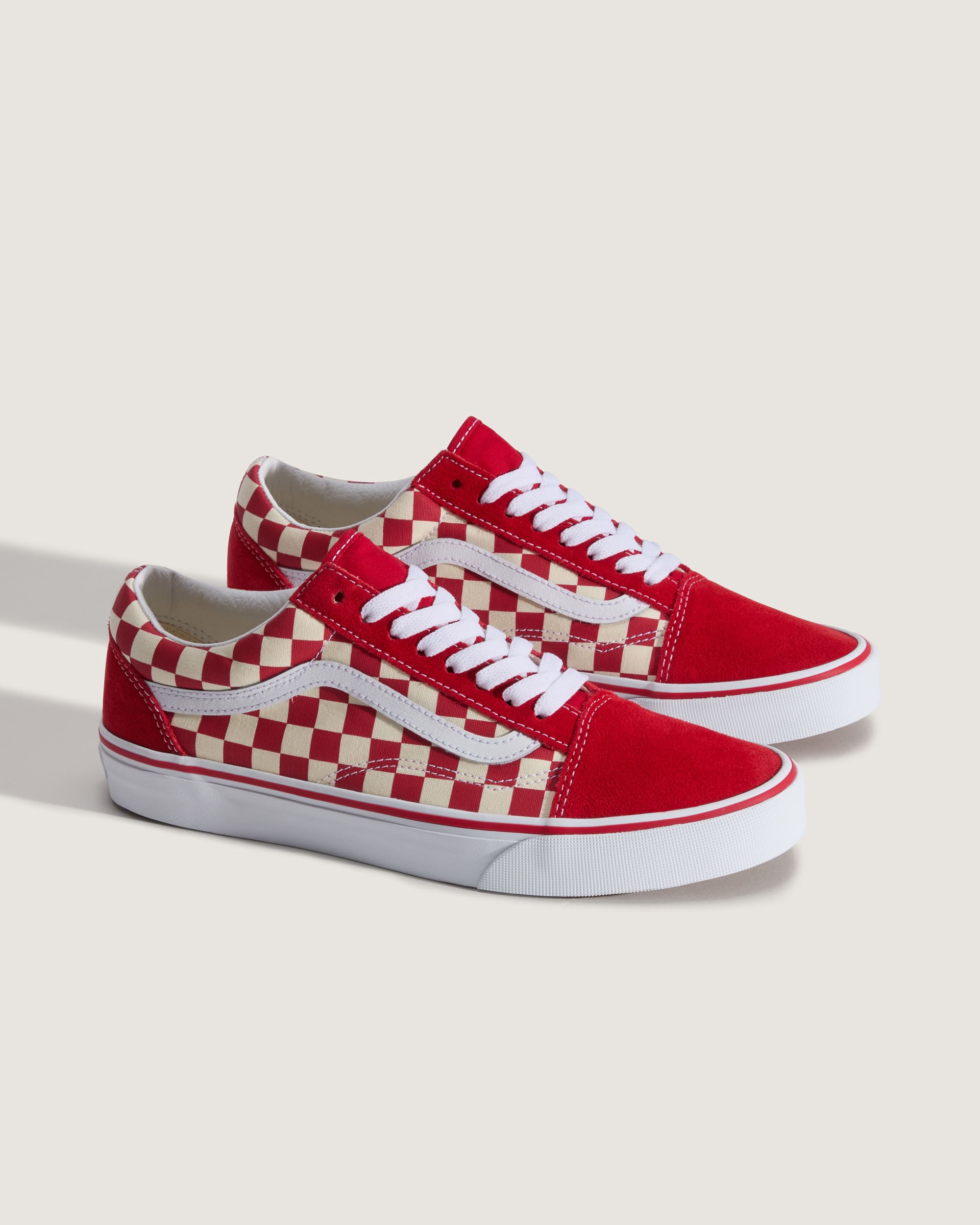 Chaussures Checkerboard Old Skool VANS Rouge ALT1
