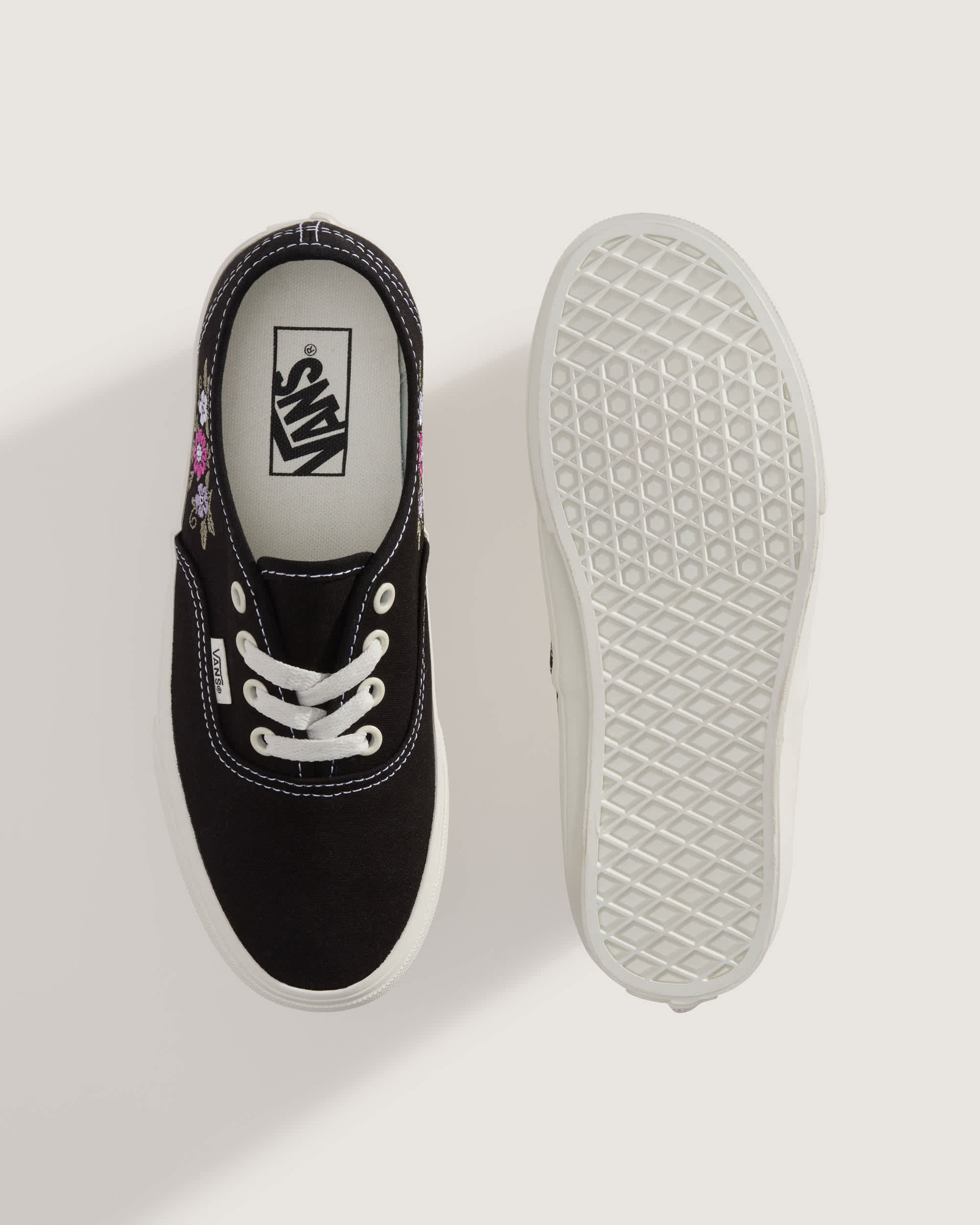 Authentic Shoes VANS Black ALT2