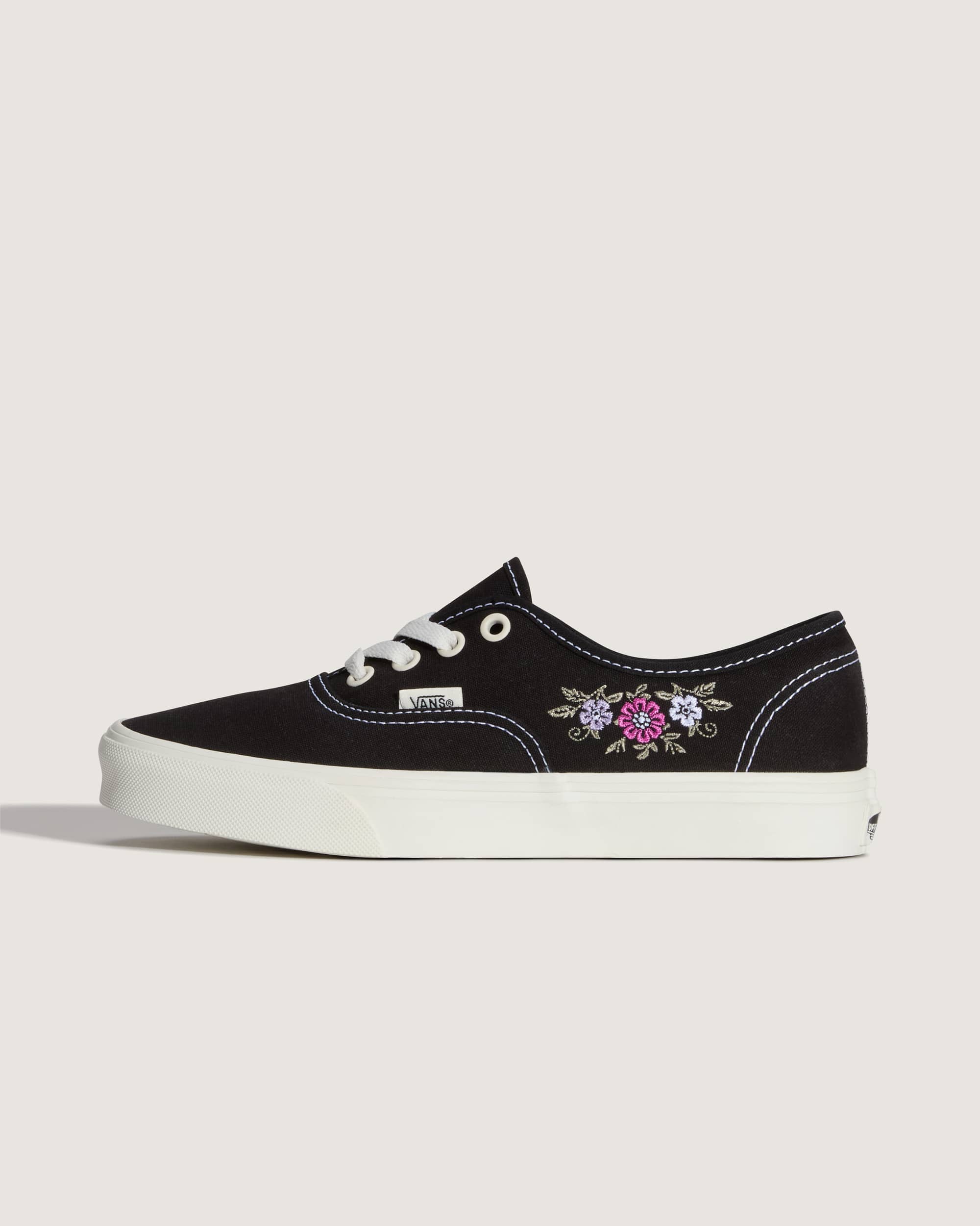 Chaussures Authentic VANS Noir HERO
