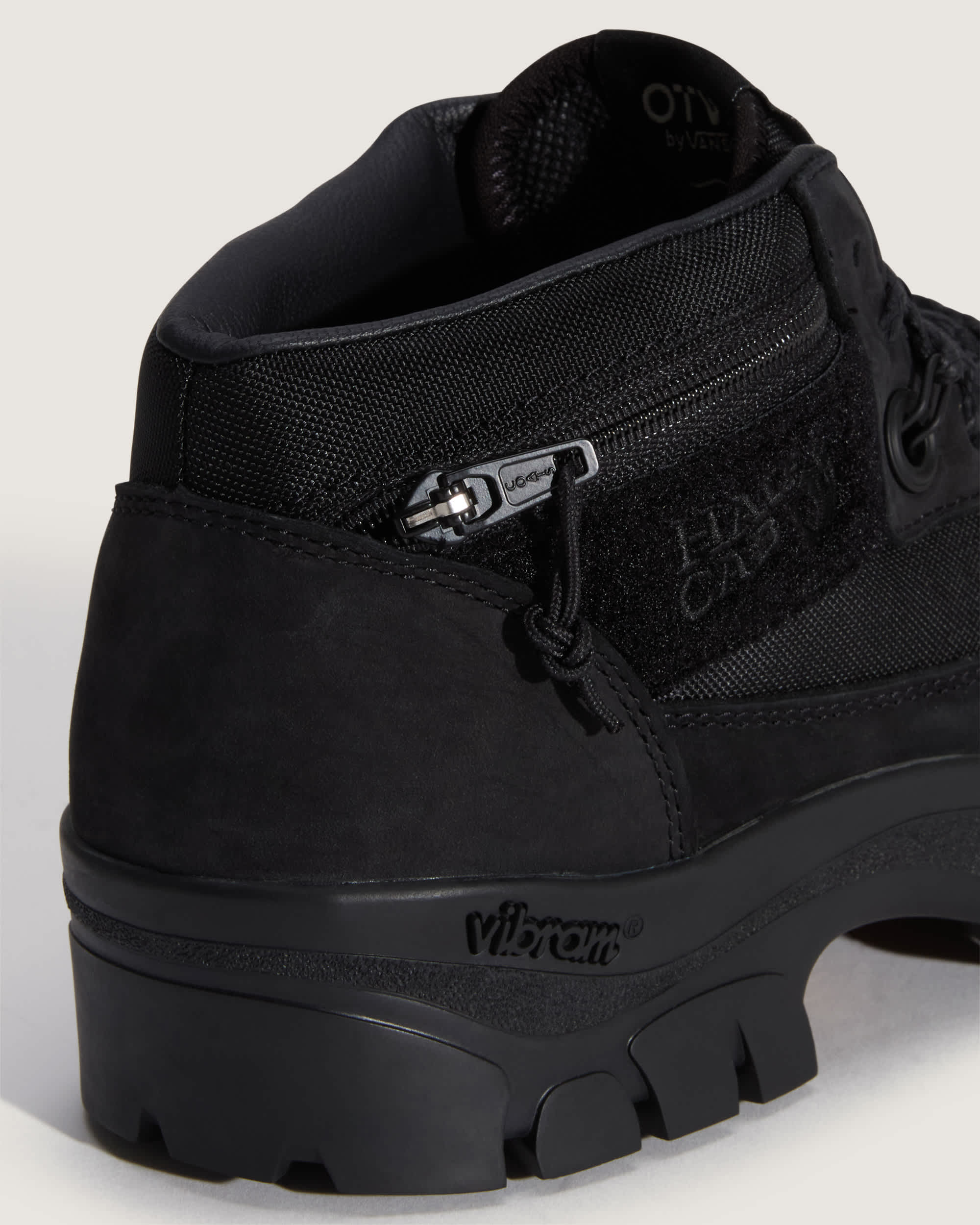 Bottes OTW by Vans X OAMC Half Cab SP VANS Noir ALT7