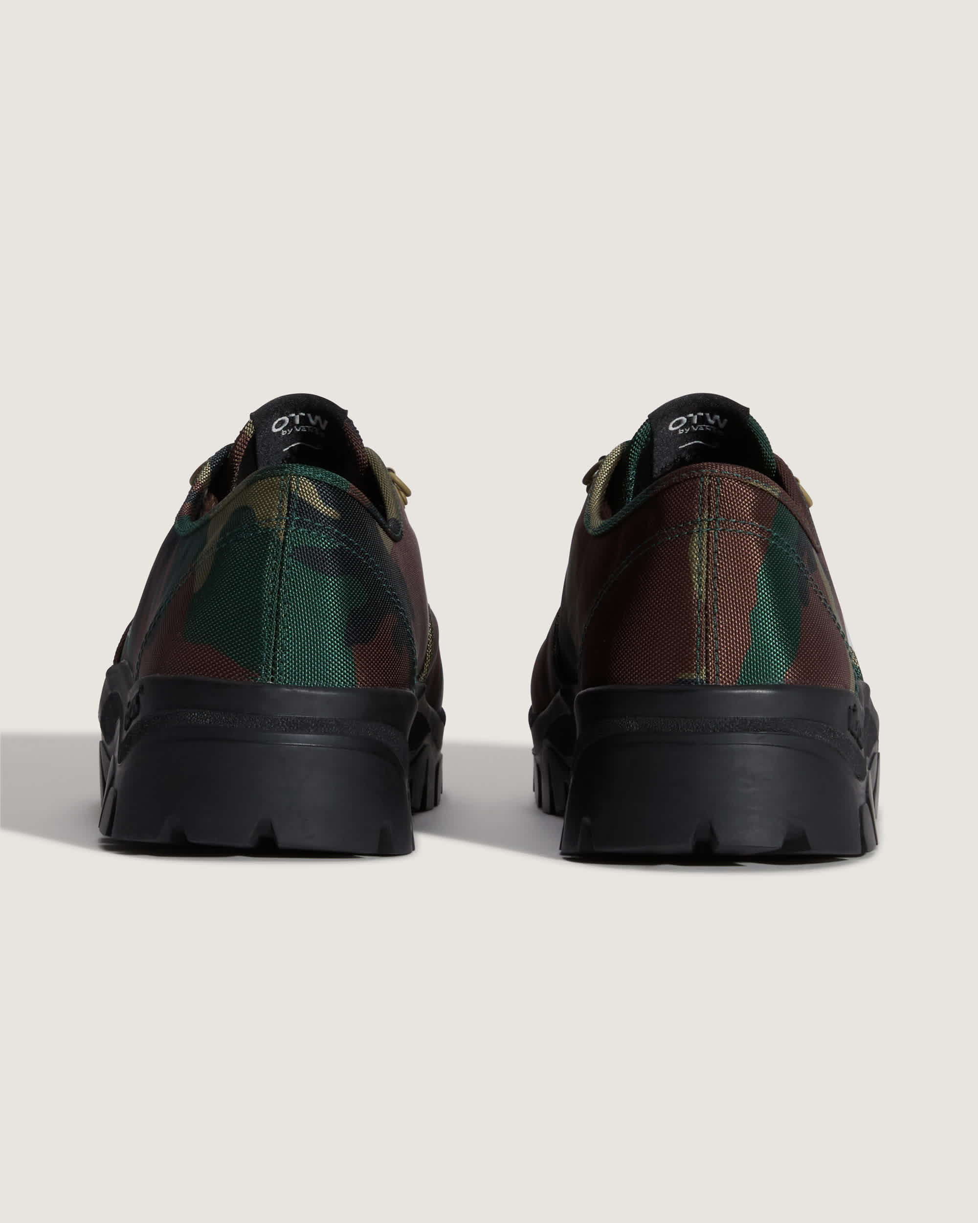 Chaussures OTW by Vans X OAMC Authentic Oxford VANS Vert ALT3