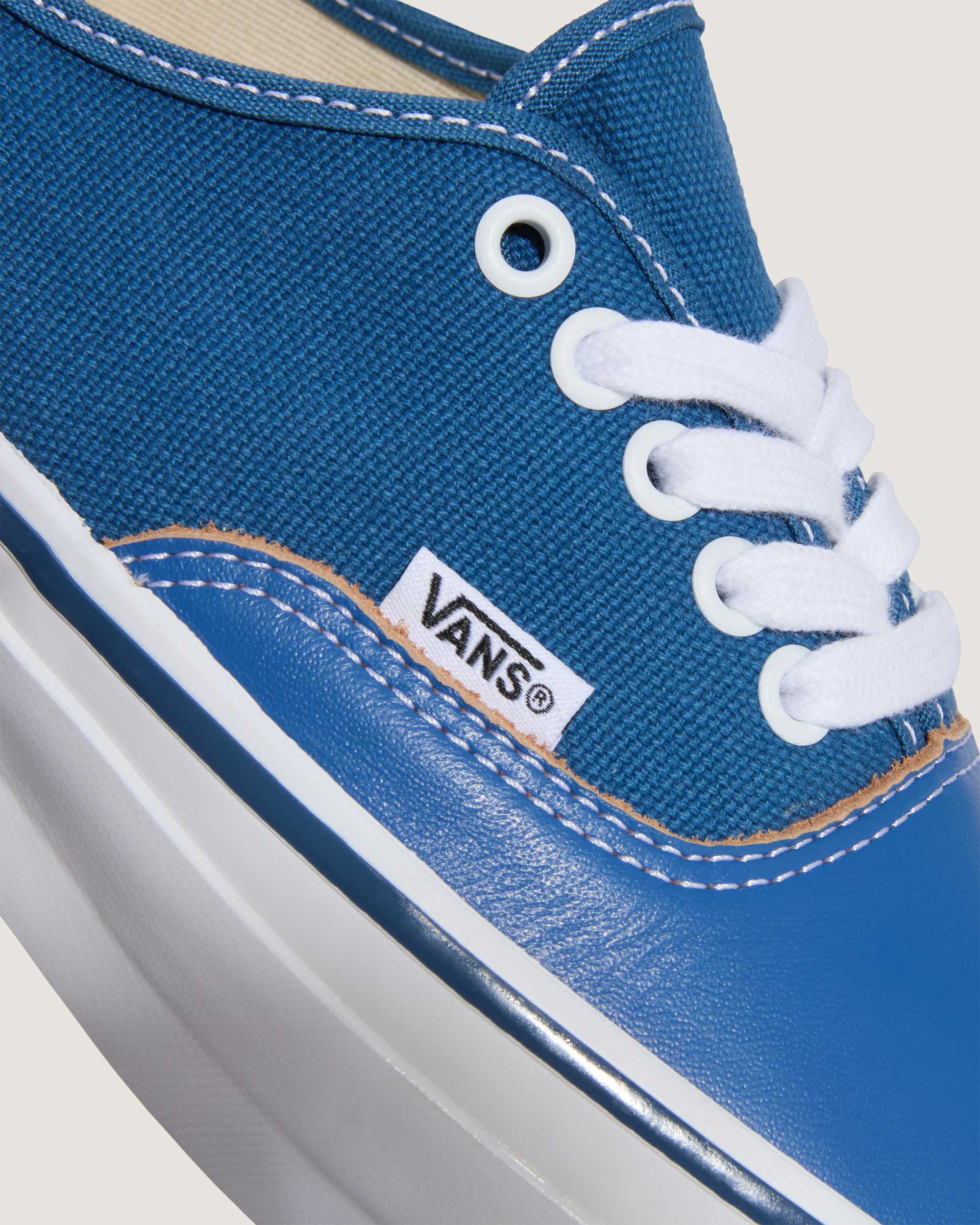 Chaussures OTW Authentic 44 Siped Vibram VANS Blanc ALT6