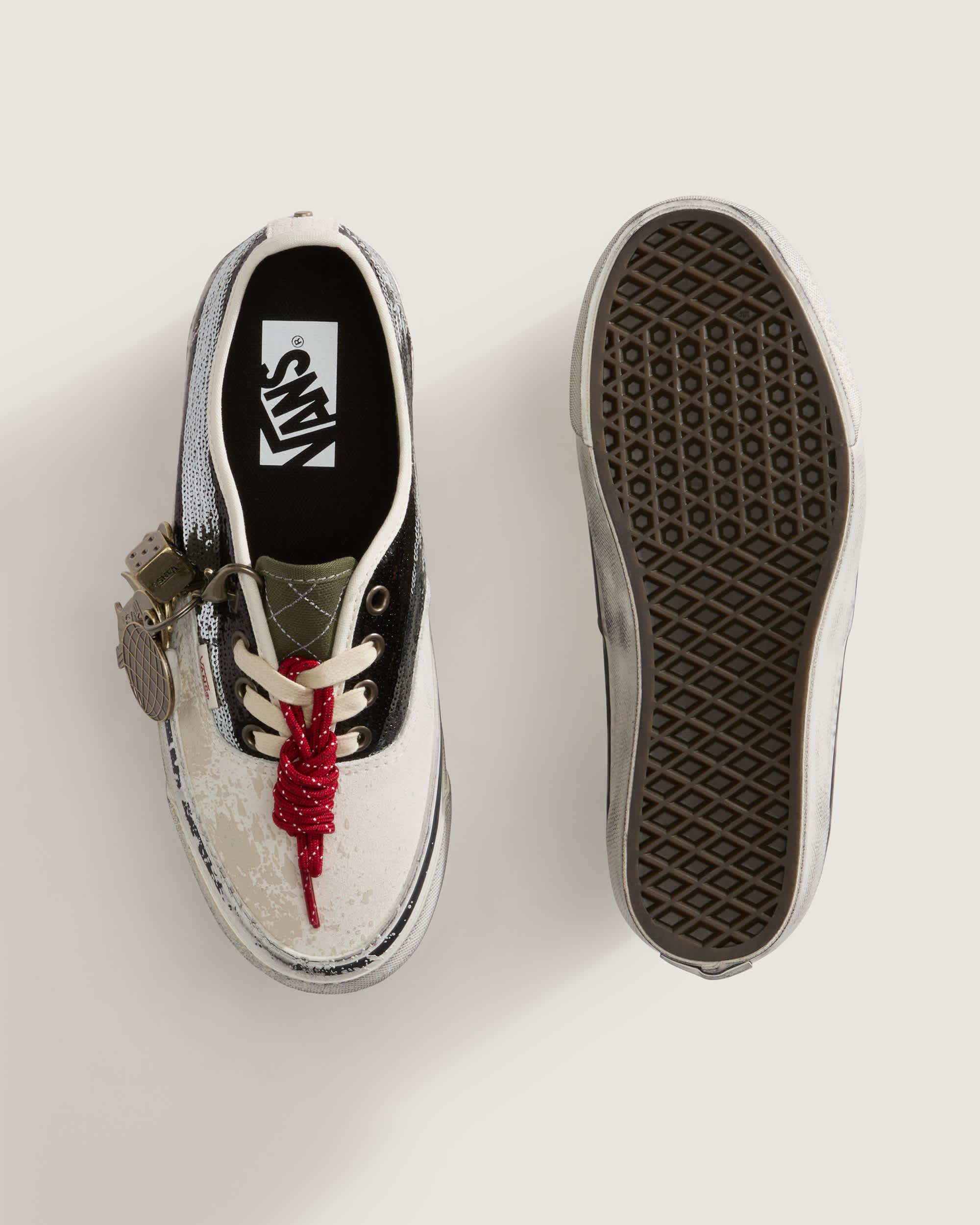 Chaussures Premium Authentic VANS Noir ALT4