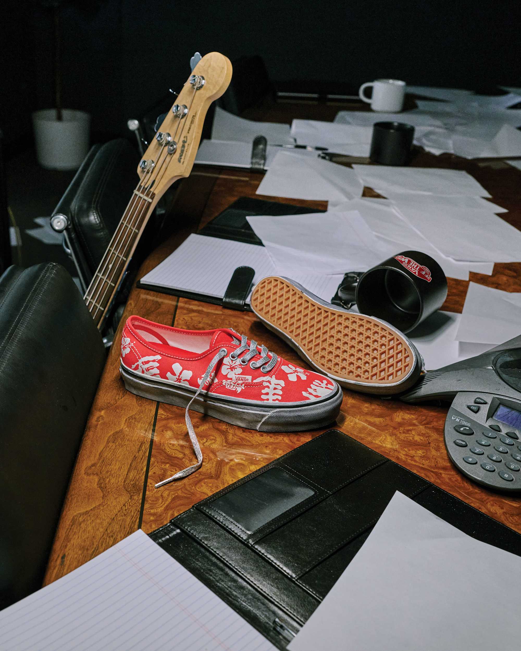 Premium Authentic Shoes VANS Red ALT6